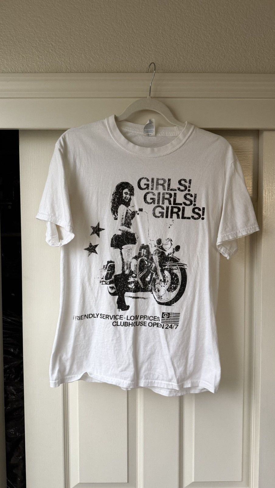 Other GIRLS! GIRLS! GIRLS! Graphic T-Shirt Size US M / EU 48-50 / 2 - 1 Preview