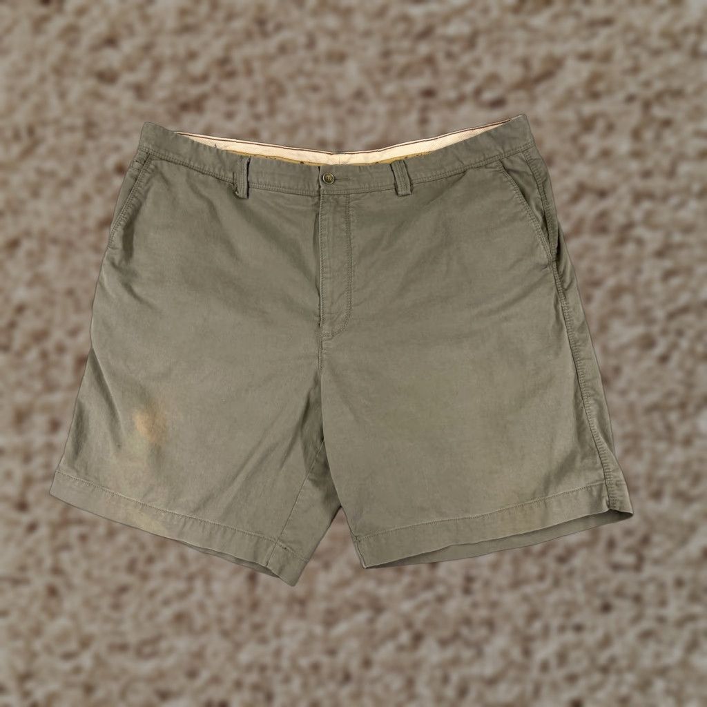 Tommy Bahama Tommy Bahama Shorts Mens 42 Beige Cotton Blend Chino Beach Aloha Casual Mens Size US 42 / EU 58 - 1 Thumbnail