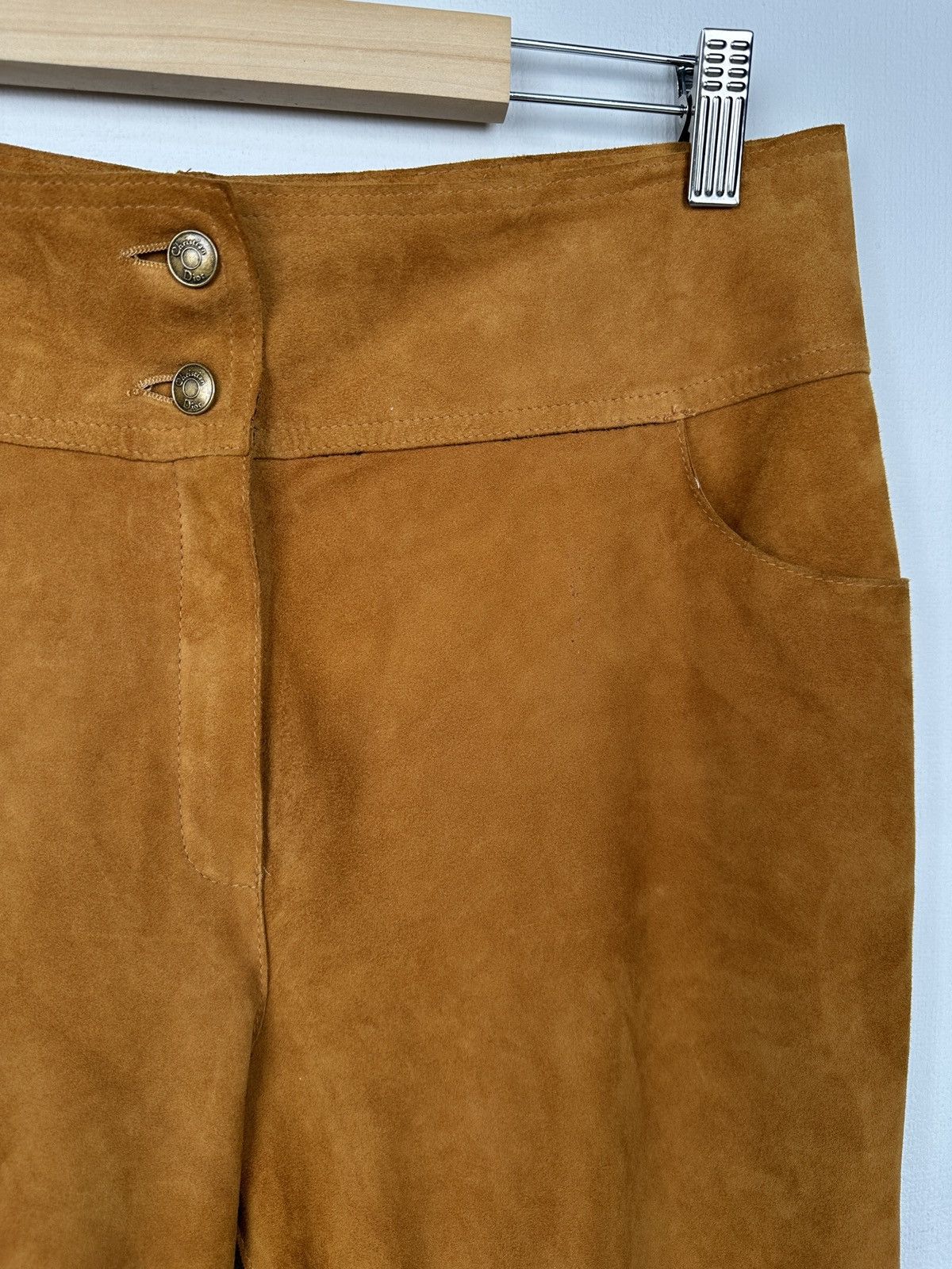 Dior SS02 CHRISTIAN DIOR JOHN GALLIANO Suede Leather Brown Shorts Size 30" / US 8 / IT 44 - 9 Thumbnail