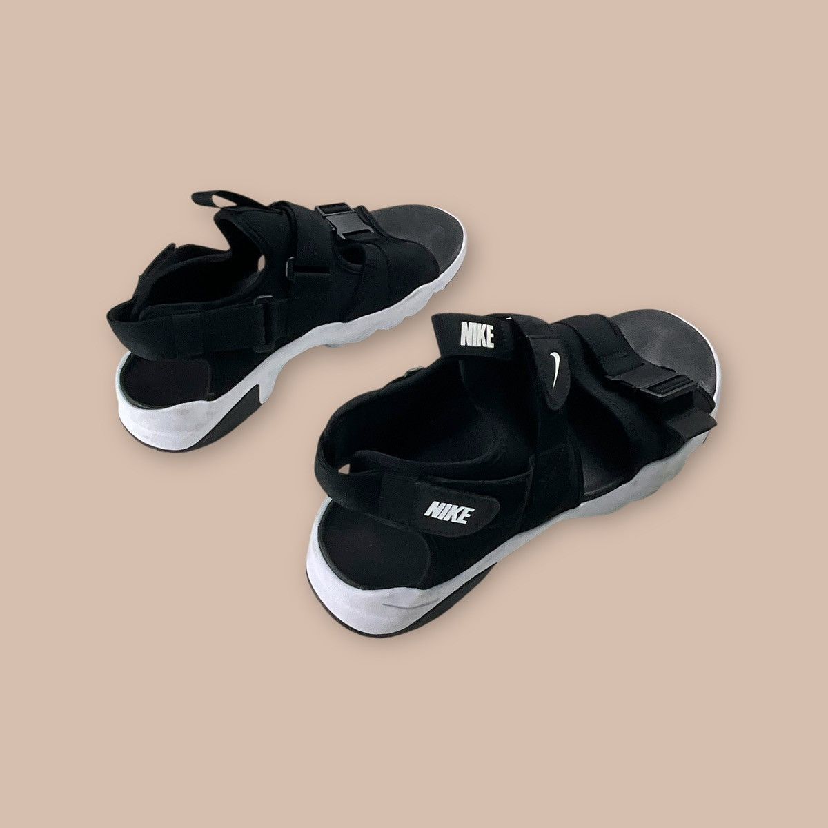 Nike Nike Canyon Sandal 'Black White' Size US 9 / EU 42 - 6 Thumbnail