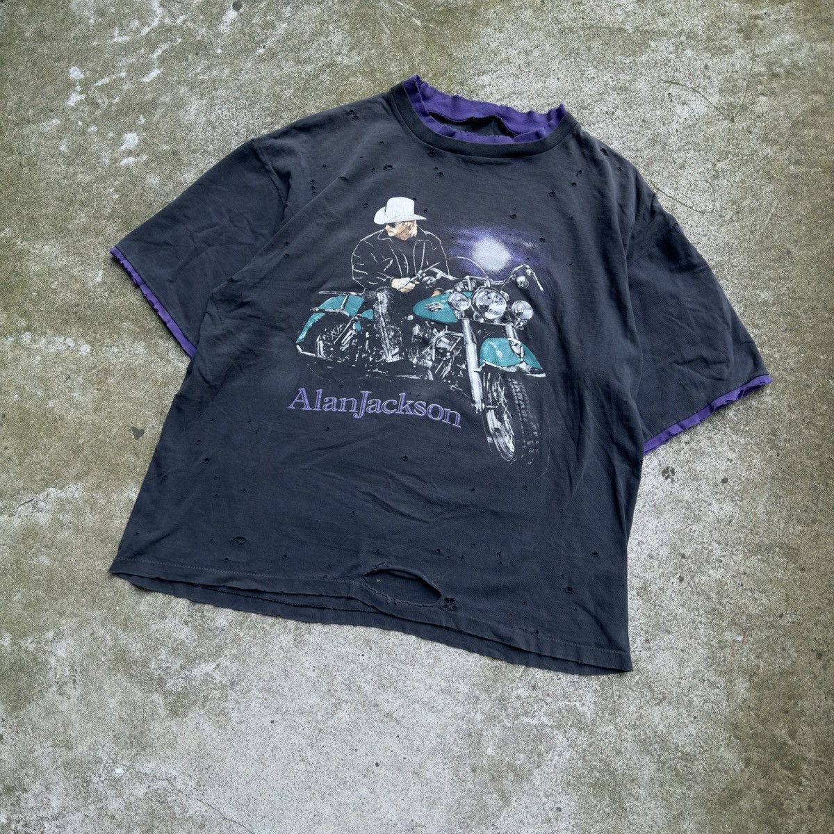 Vintage Alan Jackson Thrashed Distressed Double Layer Tee ERD Grunge Size US XL / EU 56 / 4 - 9 Thumbnail