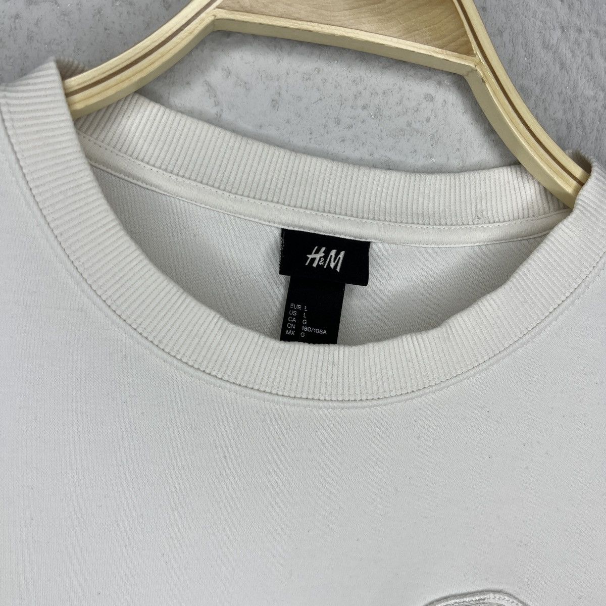 H&M × The Weeknd × XO The Weeknd XO x H&M Sleeve Logo sweatshirt HM Size US L / EU 52-54 / 3 - 5 Thumbnail