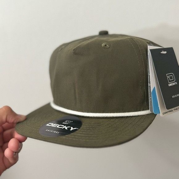 Decky NWT DECKY 6032 CLASSIC OLIVE/WHITE 5 PANEL ROPE HAT Size ONE SIZE - 1 Thumbnail