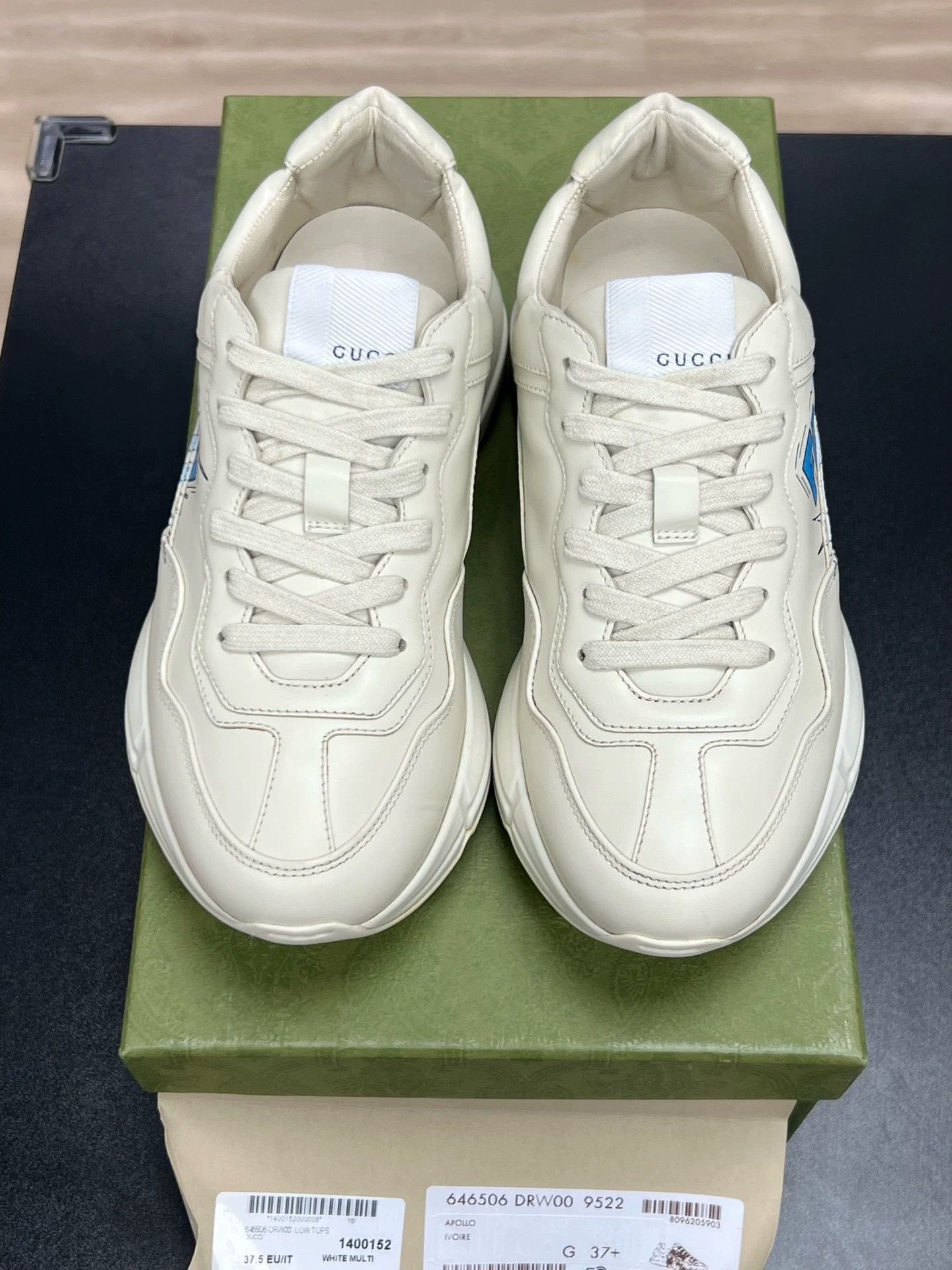 Gucci gucci disney rhyton donald duck sneakers Size US 7.5 / EU 40-41 - 3 Thumbnail