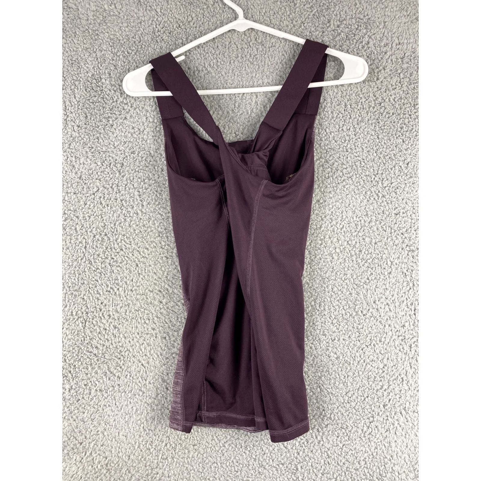 Champion Champion Active Tank Top Womens Size S Burgundy Fitted Sleeveless Logo Athletic Shirt Size S / US 4 / IT 40 - 6 Thumbnail