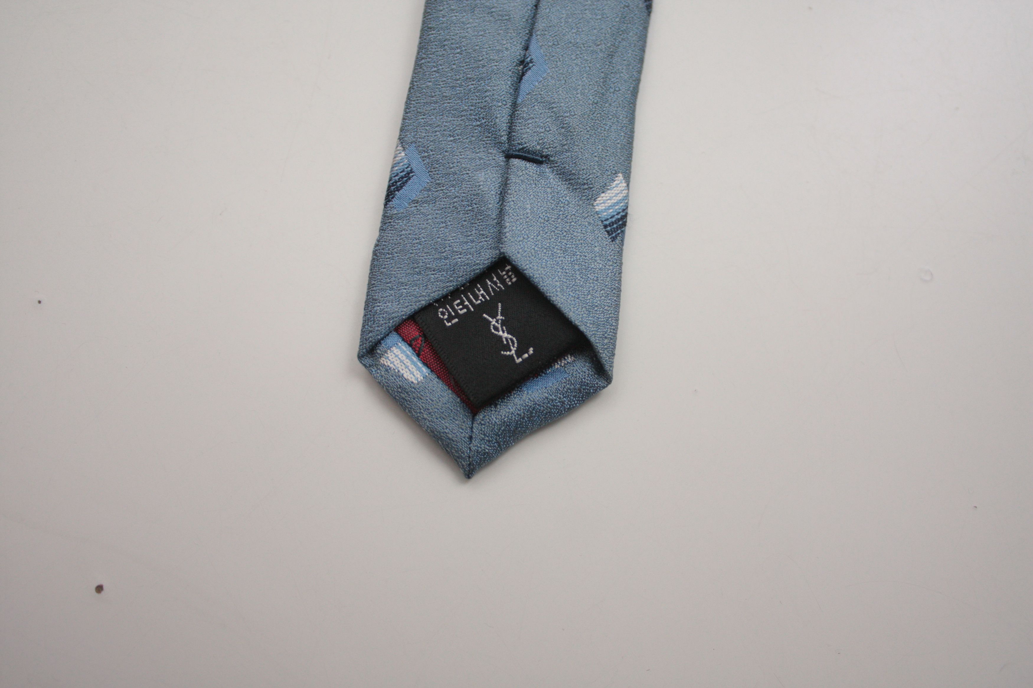 Yves Saint Laurent Yves Saint Laurent Vintage Blue Silk Tie Size ONE SIZE - 5 Thumbnail