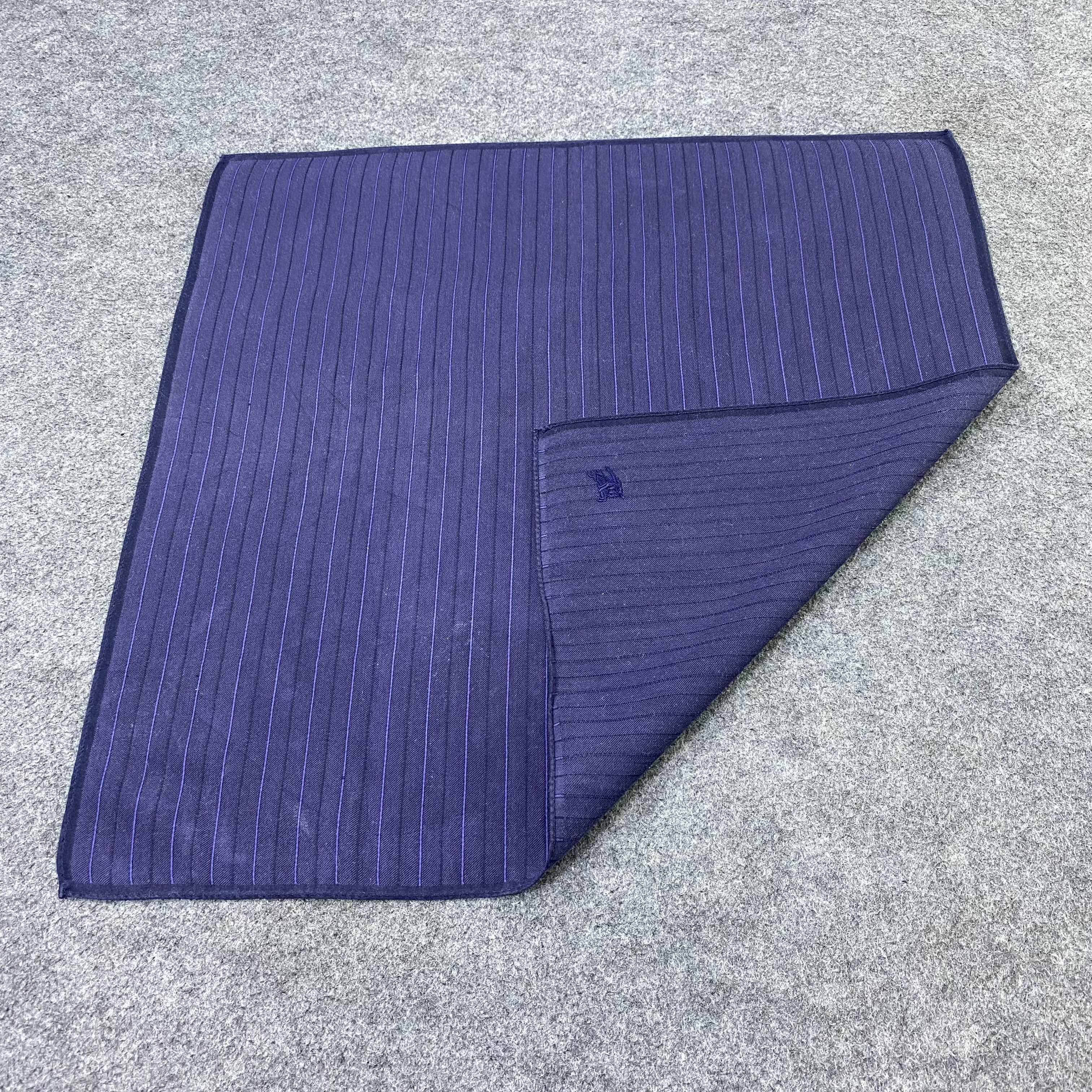 Burberry Burberry Handkerchief / Bandana / Neckerchief-B2335 Size ONE SIZE - 5 Thumbnail