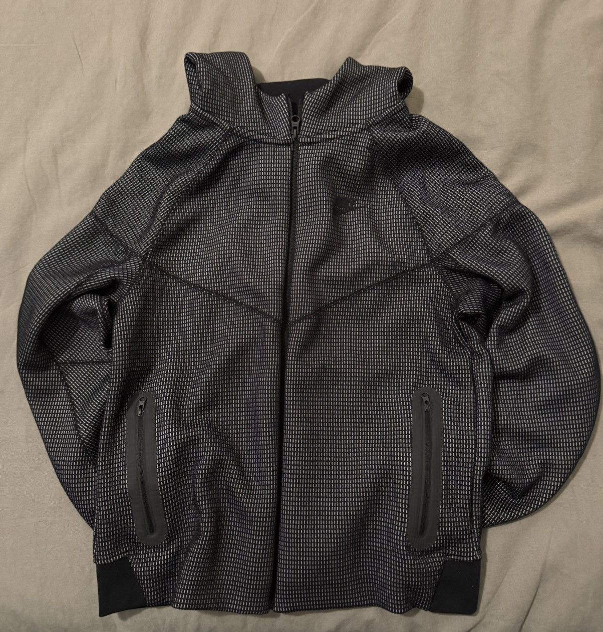 Nike Nike Tech Fleece Zip Hoodie – Black/Grey Grid Pattern Size US XL / EU 56 / 4 - 1 Thumbnail