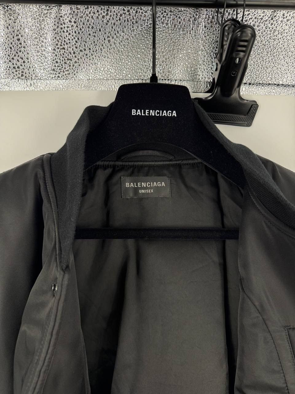 Balenciaga Balenciaga Political Logo Bomber Jacket Size US L / EU 52-54 / 3 - 4 Thumbnail