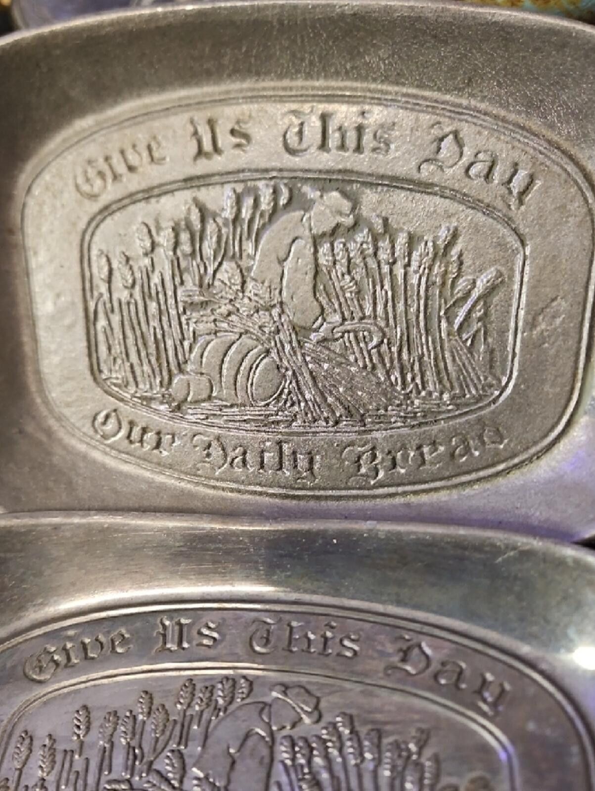Other Our Daily Bread Embossed Metal Dish Set 2 Piece, 2 Makers Size ONE SIZE - 3 Thumbnail