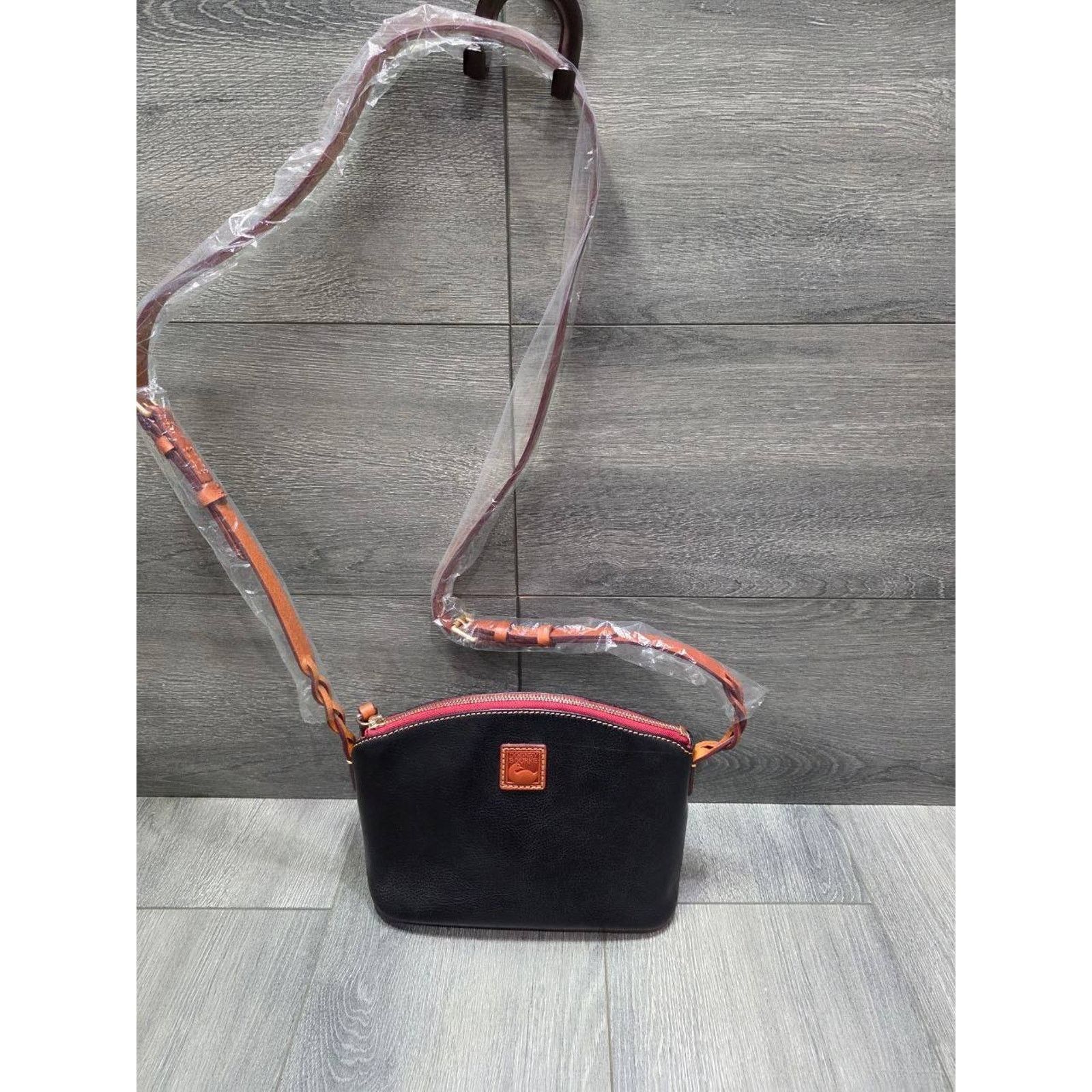 Dooney & Bourke Dooney & Bourke Florentine Leather Suki Black bag A463683 Size ONE SIZE - 10 Thumbnail