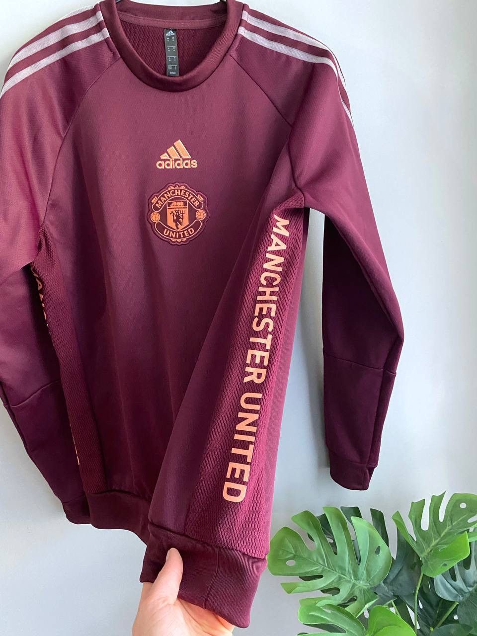 Adidas FC Manchester United 2020/2021 Training Travel Sweatshirt, M Size US M / EU 48-50 / 2 - 9 Thumbnail