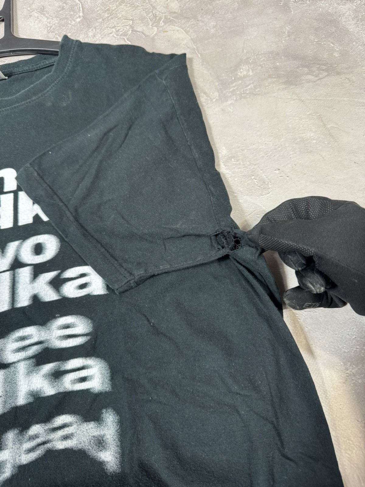 Vintage Vintage "One Vodka Two Vodka Tree Vodka" Distressed Tee Size US XXL / EU 58 / 5 - 5 Thumbnail