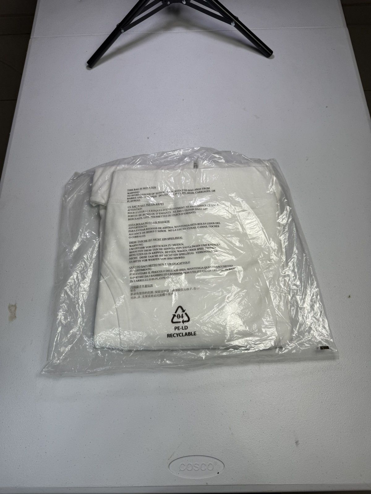 Anti Social Social Club New Anti Social Social Club Flag Hoodie White Sz L Size US L / EU 52-54 / 3 - 8 Thumbnail