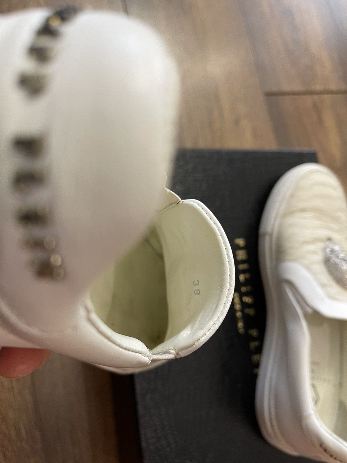 Philipp Plein Philipp Plein Skull Slip-On Sneakers EU38 White Size US 7 / IT 37 - 7 Thumbnail