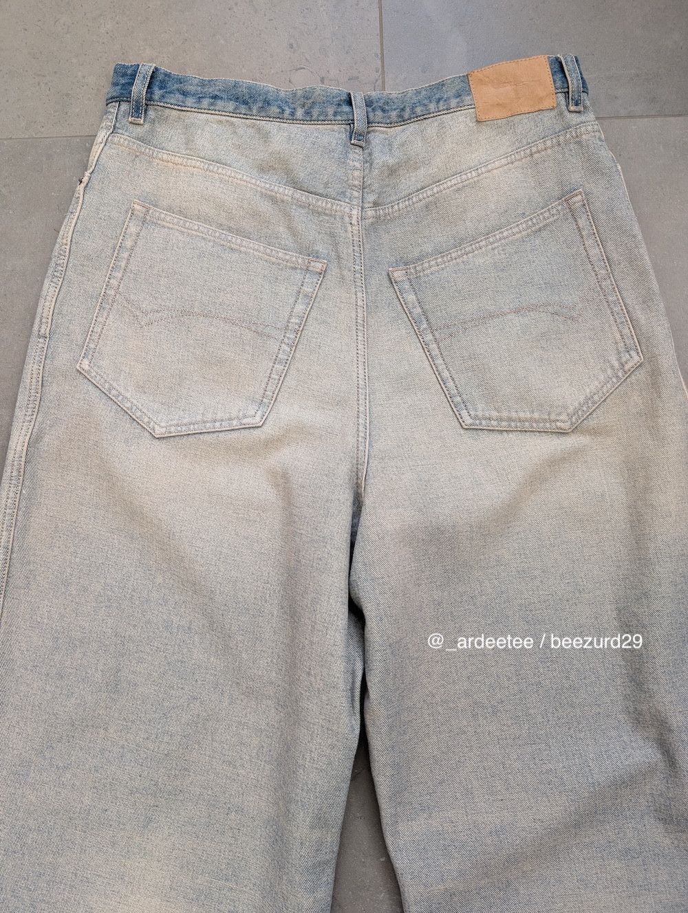 Balenciaga *NEW* SS24 INSIDE OUT BAGGY JEANS $1,590 MEDIUM Size US 32 / EU 48 - 15 Thumbnail