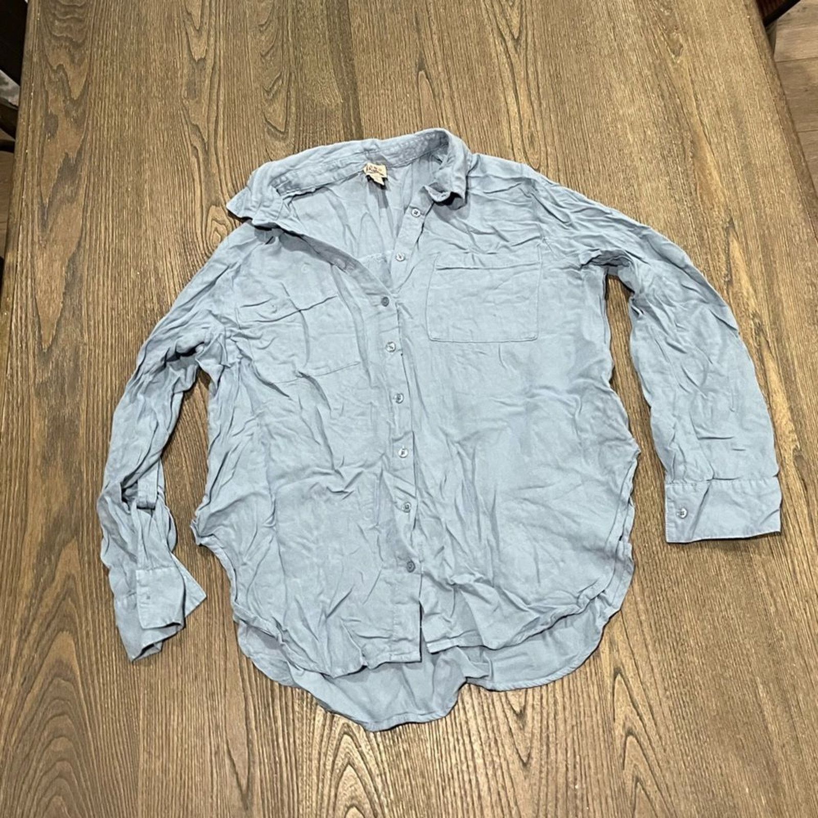 Vintage Como Vintage Light Blue Button Front Collared Blouse Size M Size M / US 6-8 / IT 42-44 - 1 Thumbnail