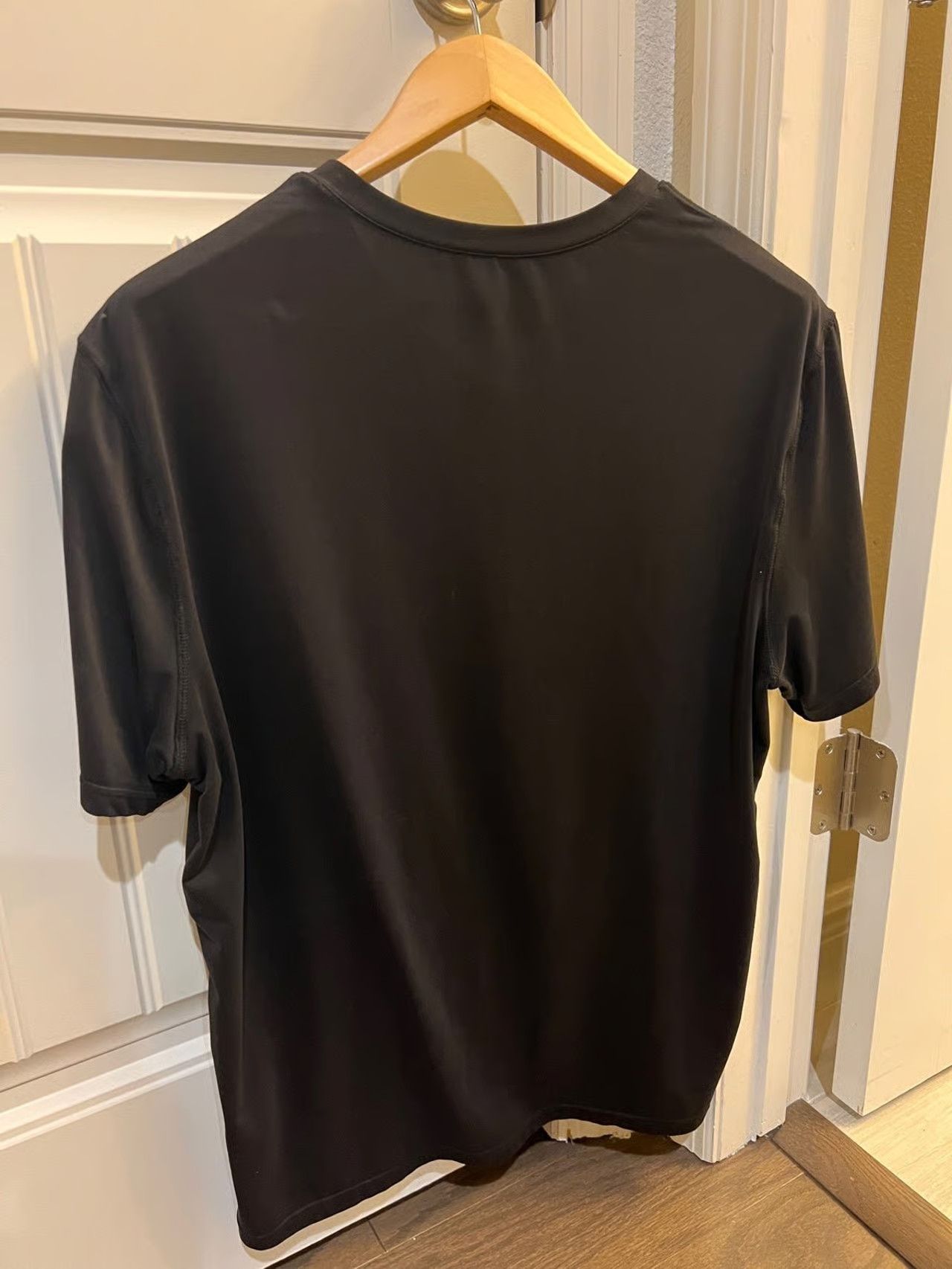 Other 32 Degrees Cool Men's V-Neck Tee | Black | Activewear Size US L / EU 52-54 / 3 - 5 Thumbnail