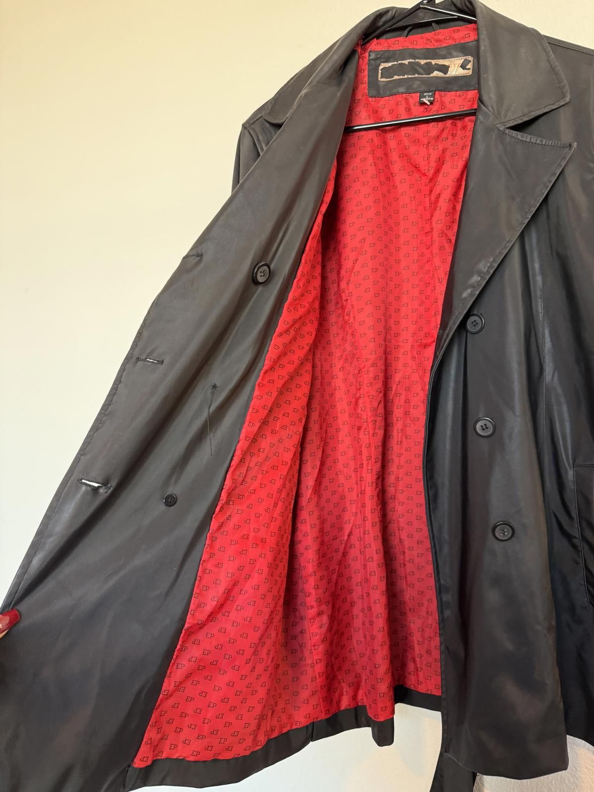 ZeroXposur Vintage Y2K Style Black Polyurethane Trench Coat with Belt Size L / US 10 / IT 46 - 7 Thumbnail