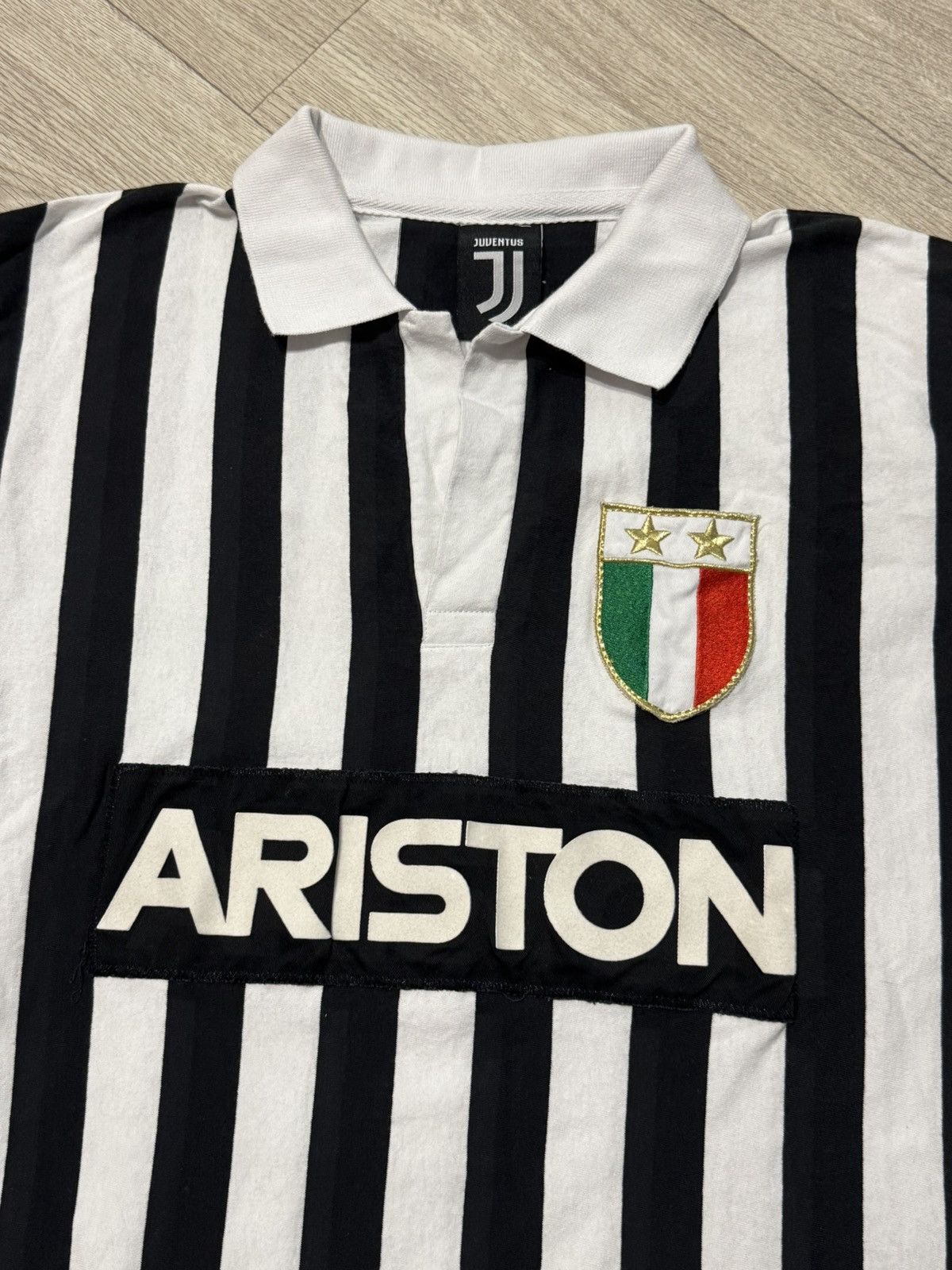 Vintage 🔷Retro Juventus 1984/85 Soccer jersey🔷 Size US M / EU 48-50 / 2 - 2 Thumbnail