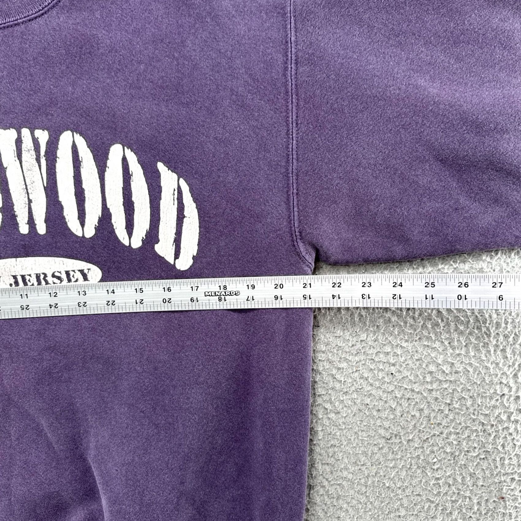 Vintage Vintage Wildwood New Jersey Men’s Purple Crew Neck Sweatshirt Size M USA Made Size US M / EU 48-50 / 2 - 6 Thumbnail