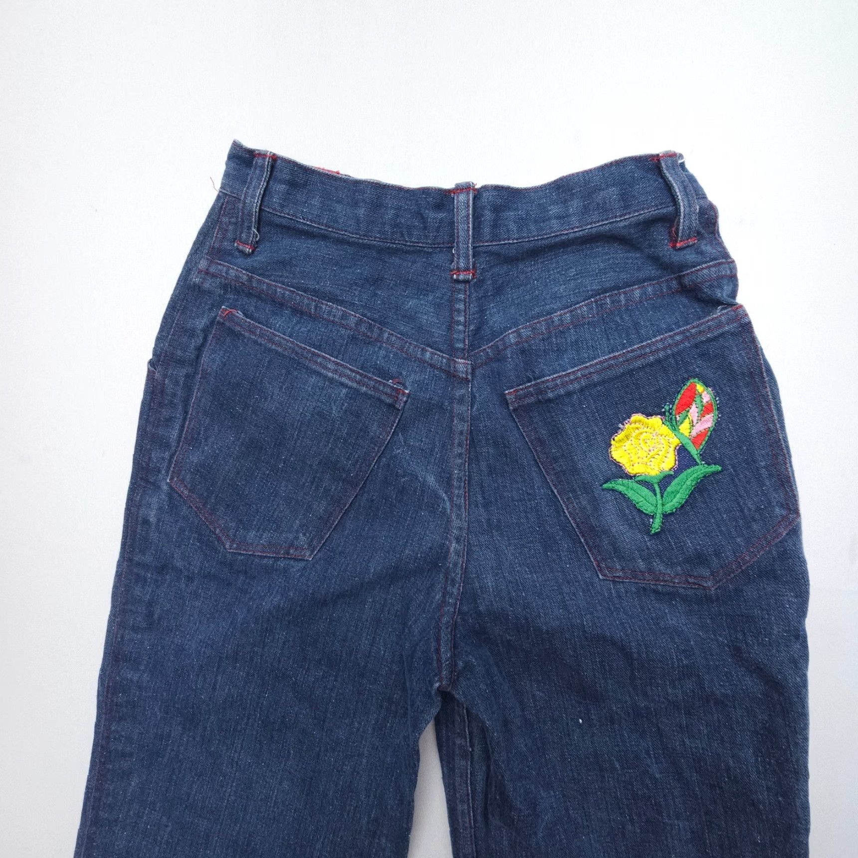 Vintage VINTAGE Mom Jeans Floral Patch Size 26 x 33 High Rise Dark Wash 70s-90s USA Size 26" / US 2 / IT 38 - 3 Thumbnail