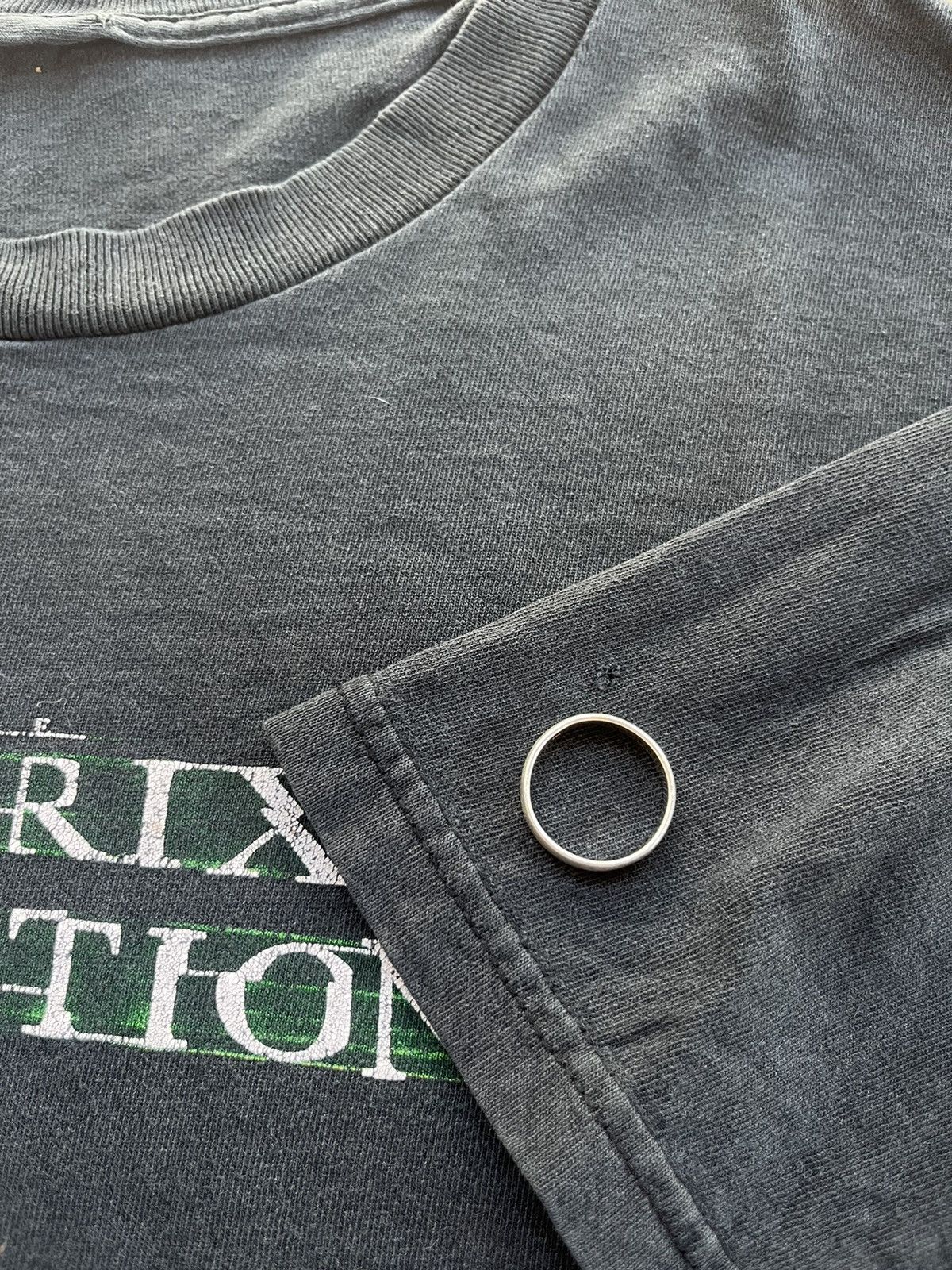 Vintage Vintage THE MATRIX REVOLUTION 2003’s promo Tshirt Size US L / EU 52-54 / 3 - 8 Thumbnail