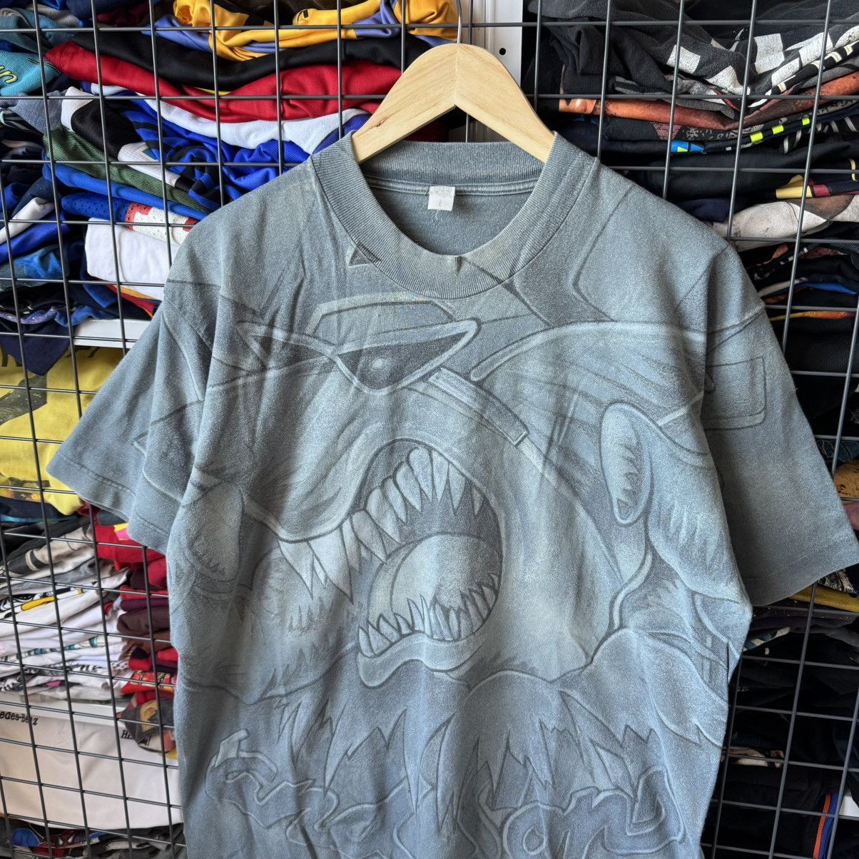 Vintage Vintage 90s Maui and Sons AOP Mosquitohead T-shirt Size US L / EU 52-54 / 3 - 4 Thumbnail