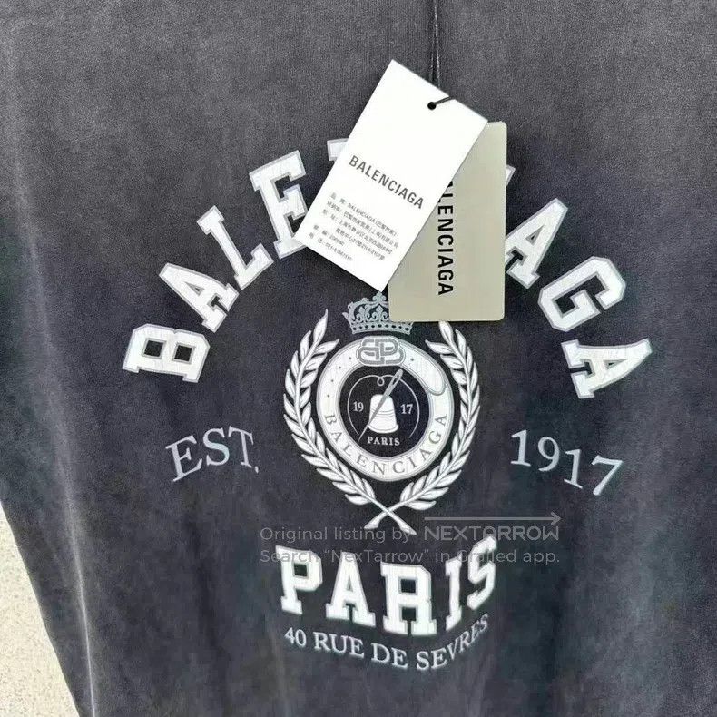 Balenciaga Balenciaga Wheat Distressed Short Sleeve Size US S / EU 44-46 / 1 - 3 Thumbnail