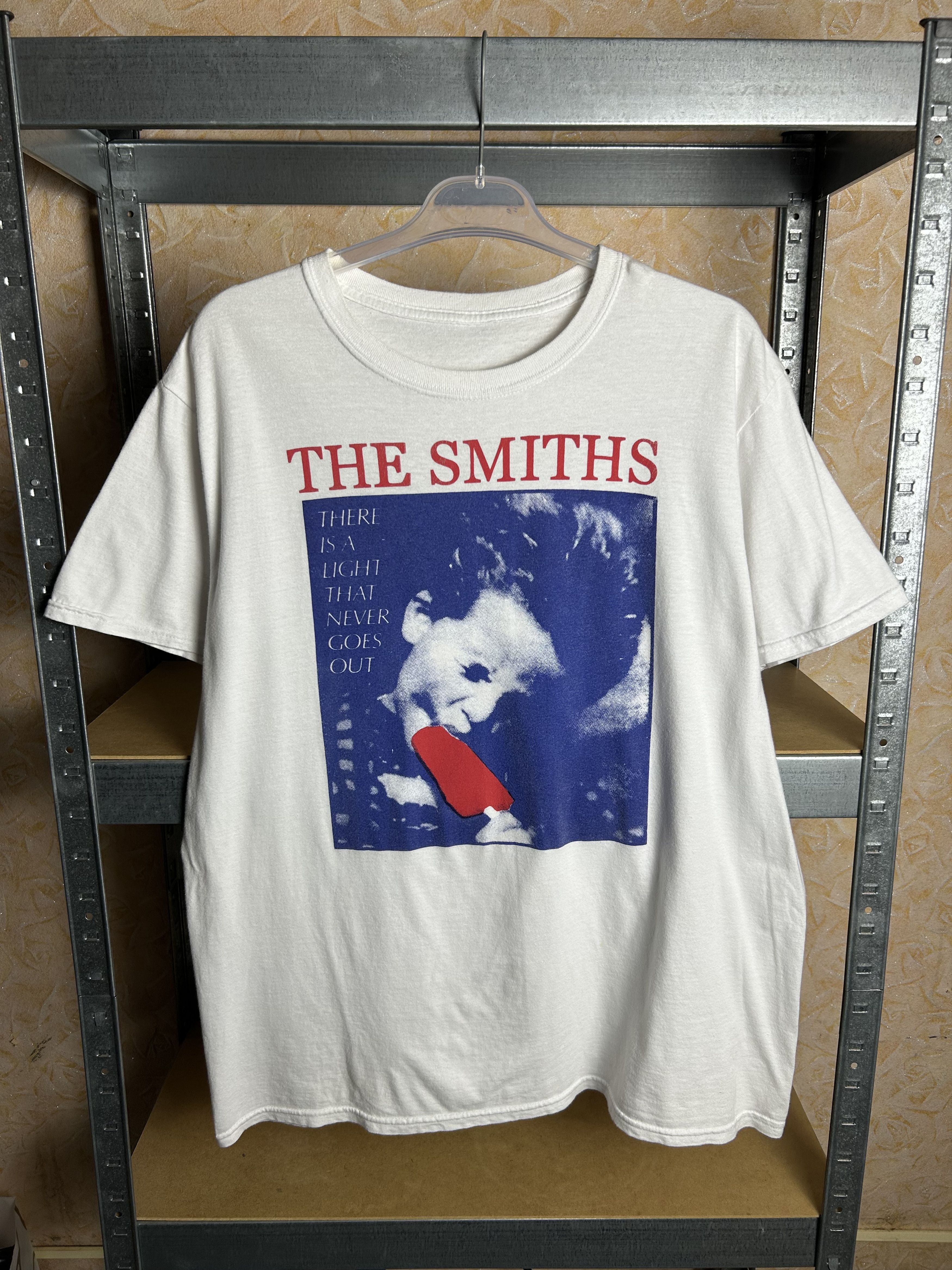 Band Tees Vintage 2000s The Smiths Rock Band T-shirt Size US L / EU 52-54 / 3 - 1 Thumbnail