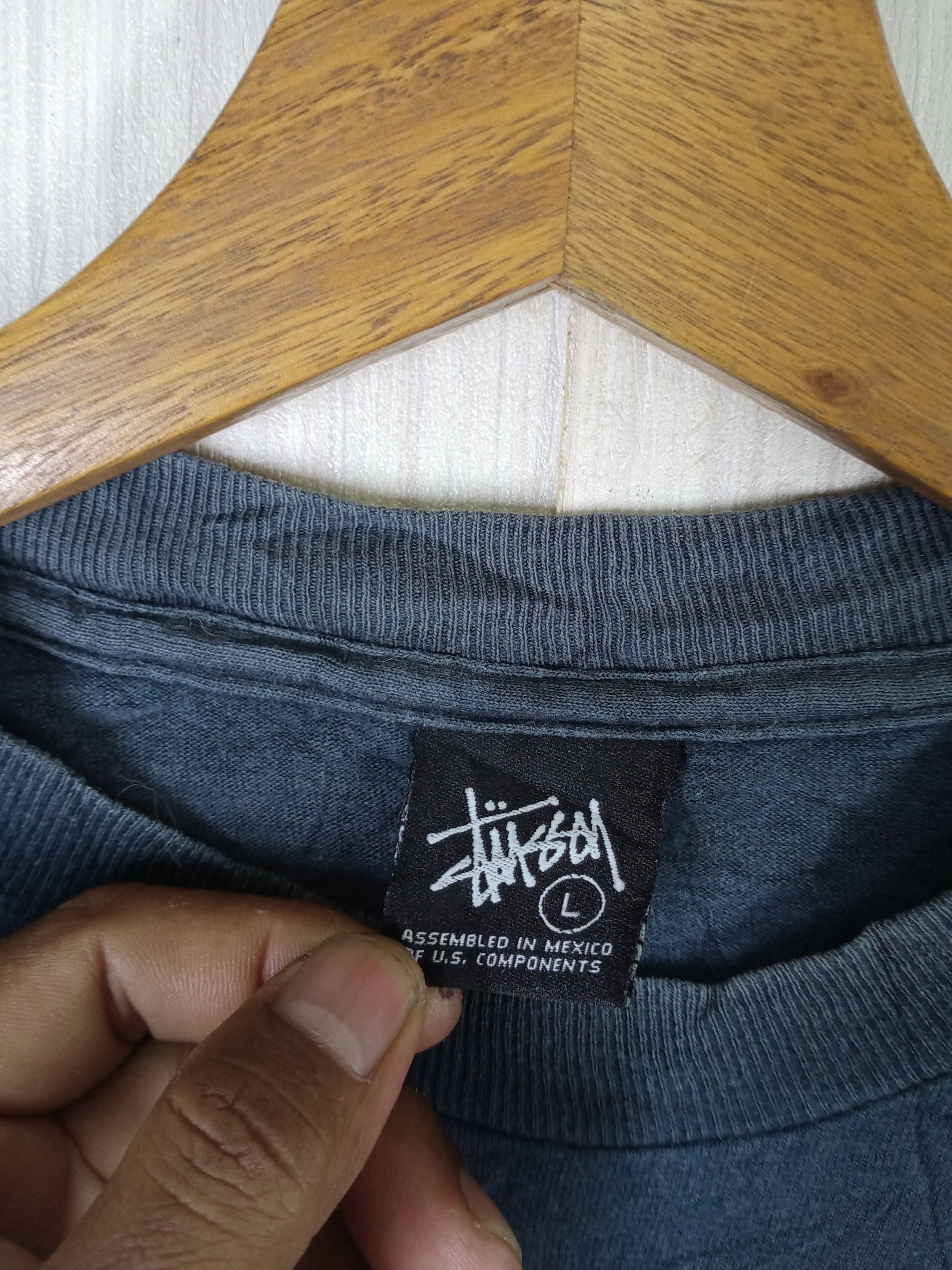 Stussy Rare Vintage Stussy Skull Tshirt Size US L / EU 52-54 / 3 - 9 Thumbnail