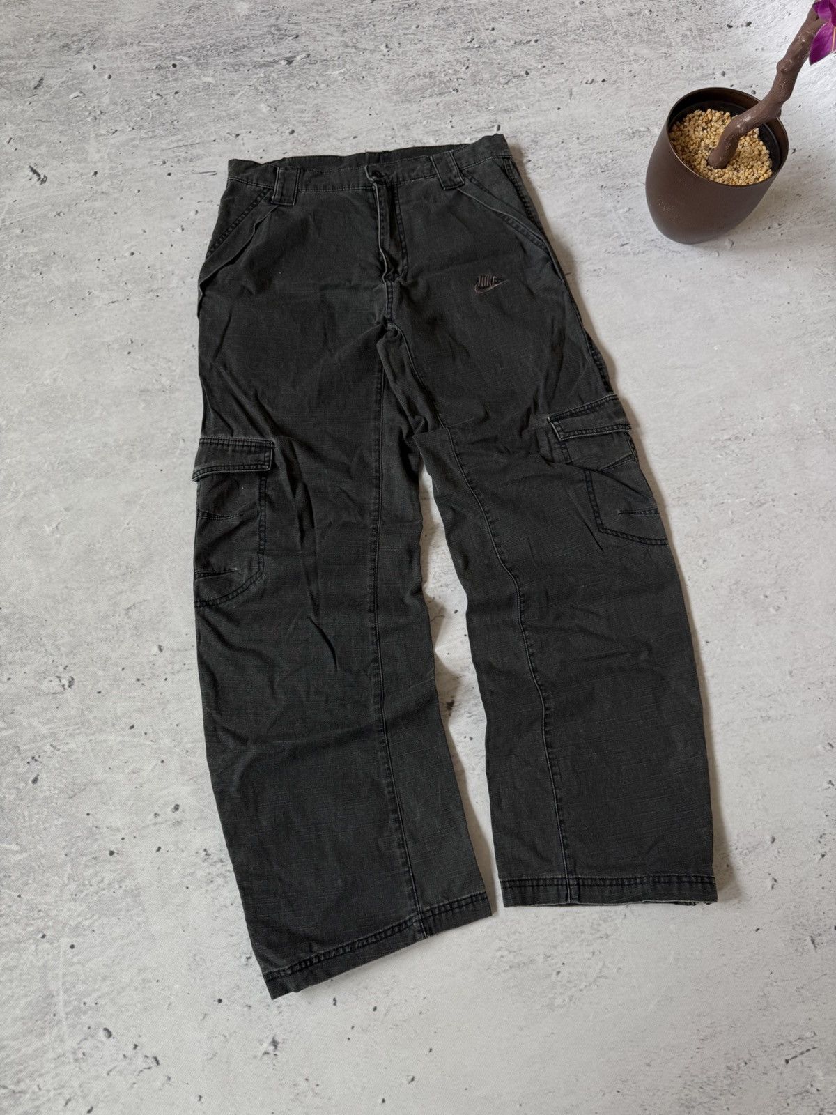 Nike × Vintage NIKE CARGO VINTAGE Y2K OVERSIZE BAGGY FIT PANTS SWEATPANTS Size US 32 / EU 48 - 1 Thumbnail