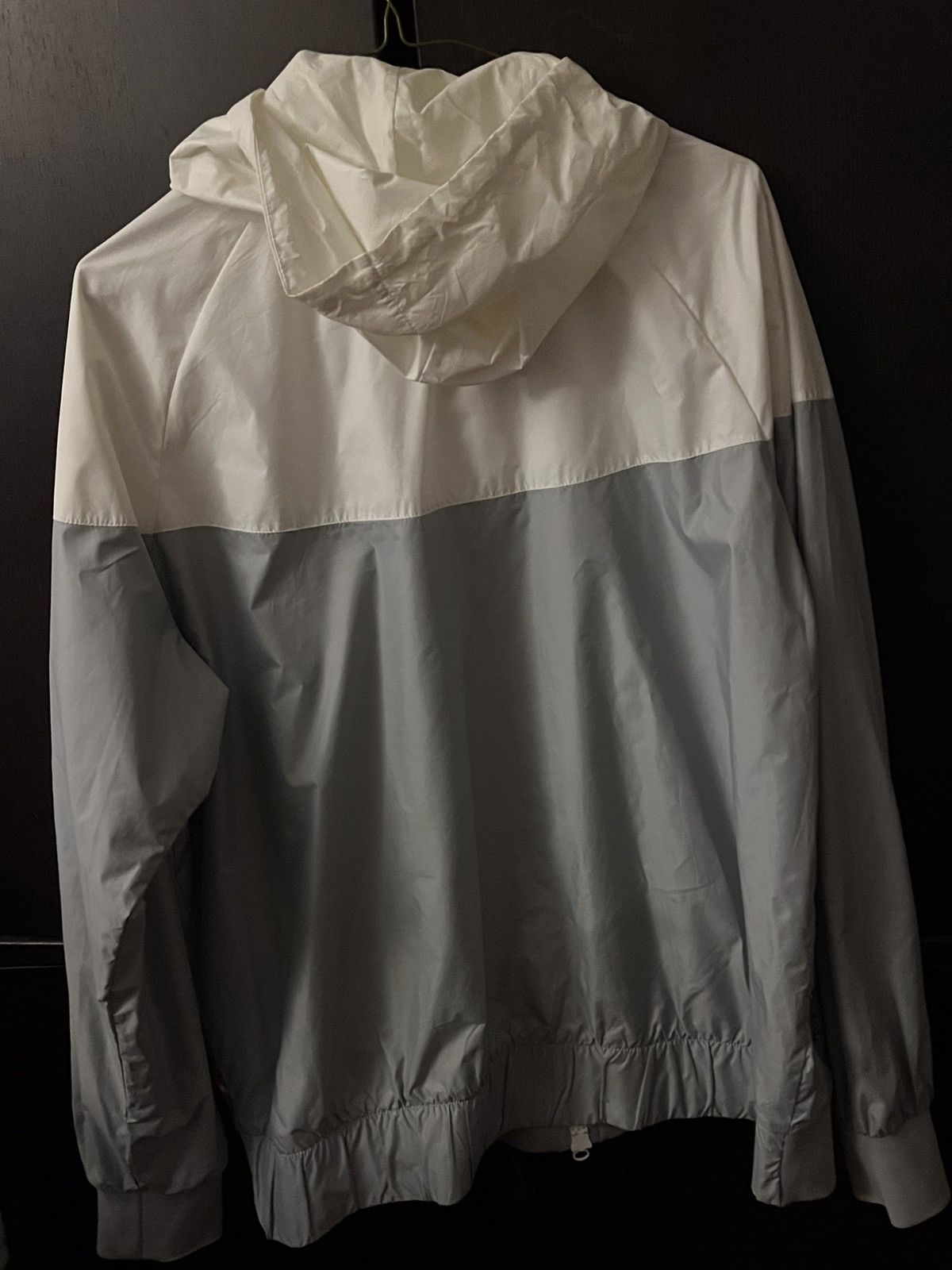 Nike Nike Windbreaker Size L Size L / US 10 / IT 46 - 2 Thumbnail