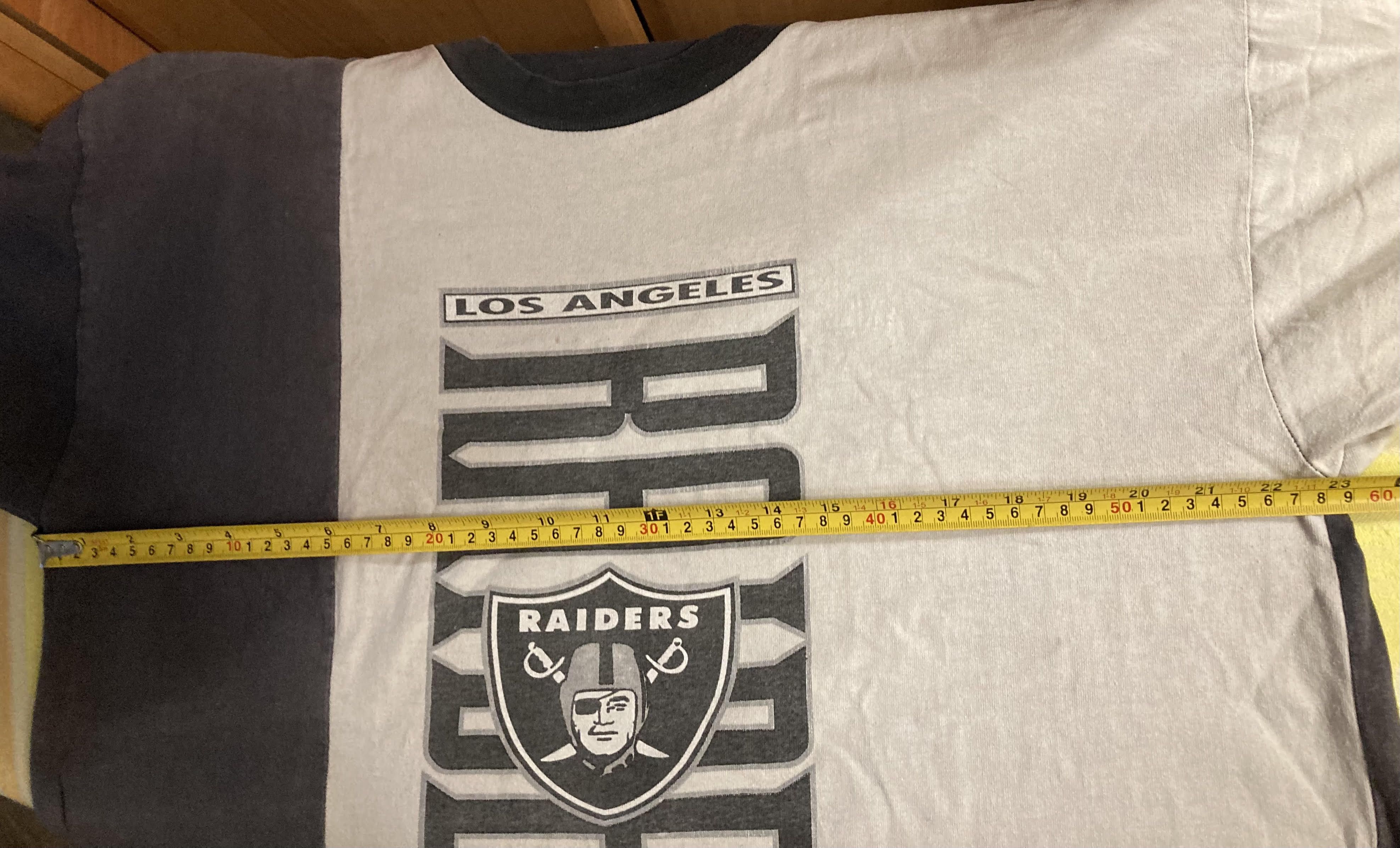 Logo 7 Vintage 1993 Los Angeles Raiders NFL Graphic T-Shirt Size US XL / EU 56 / 4 - 10 Thumbnail