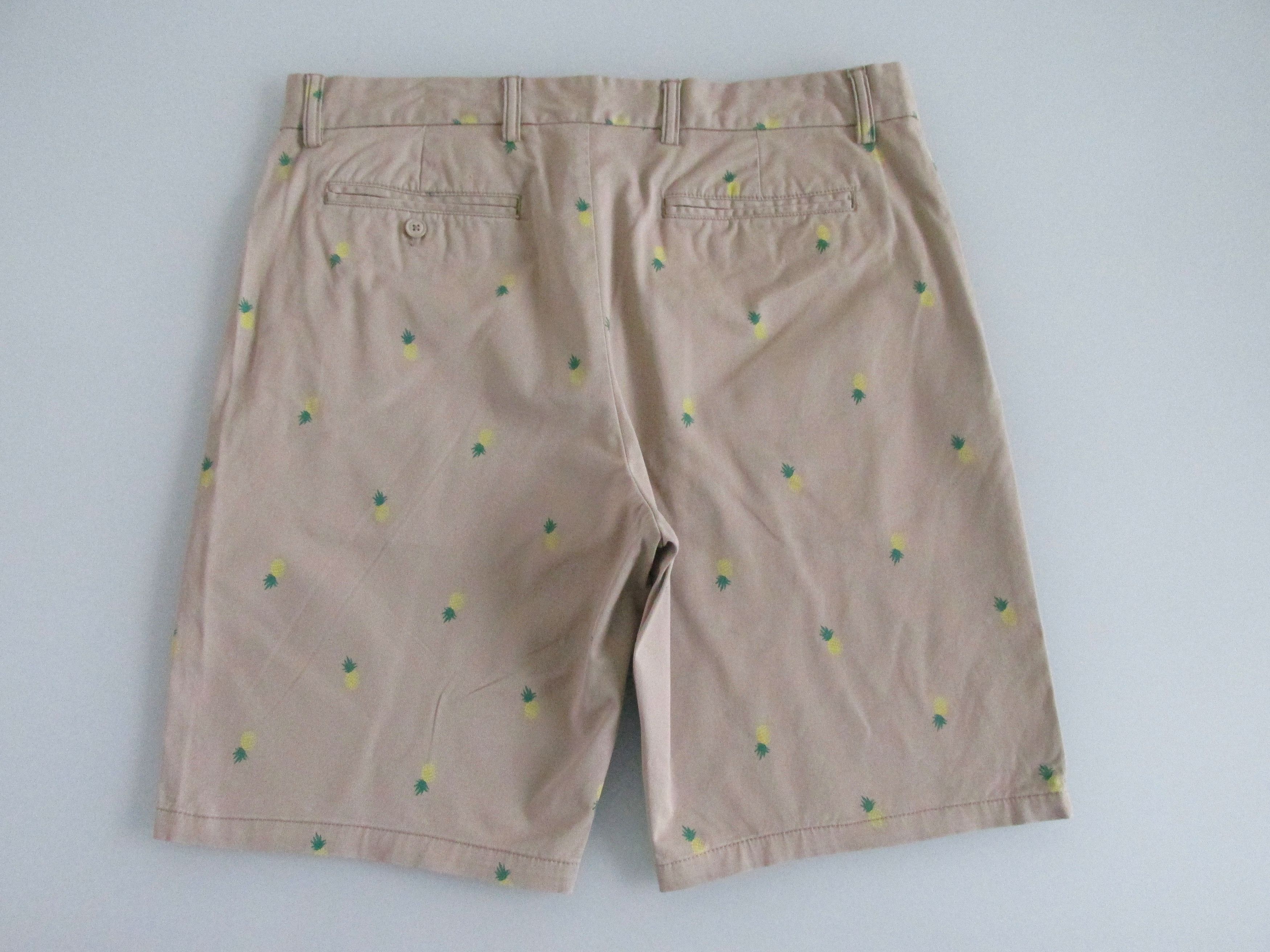 Old Navy Old Navy Ultimate Slim Men's Cotton Shorts Size 36 Size US 36 / EU 52 - 4 Thumbnail