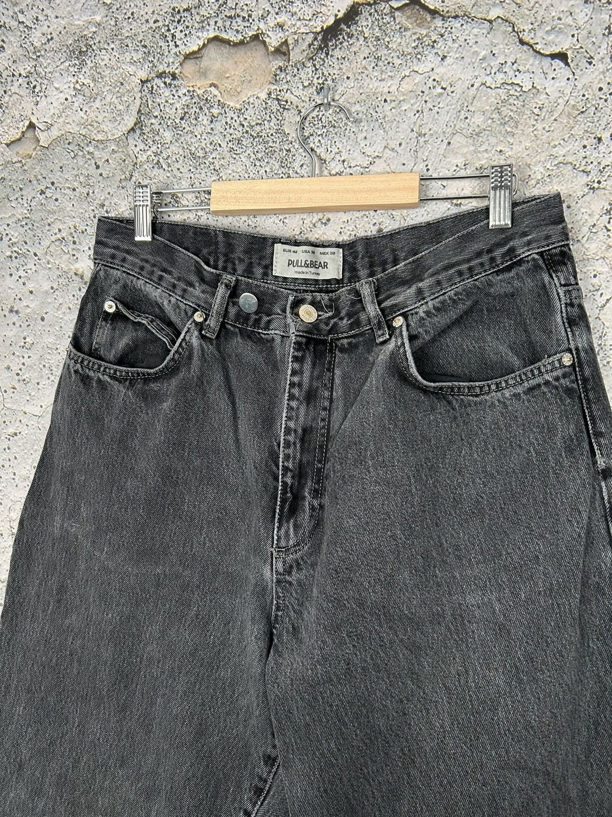 Pull & Bear Washed Black Baggy Denim Jeans Rap Streetwear Hype Skate Size US 32 / EU 48 - 3 Thumbnail
