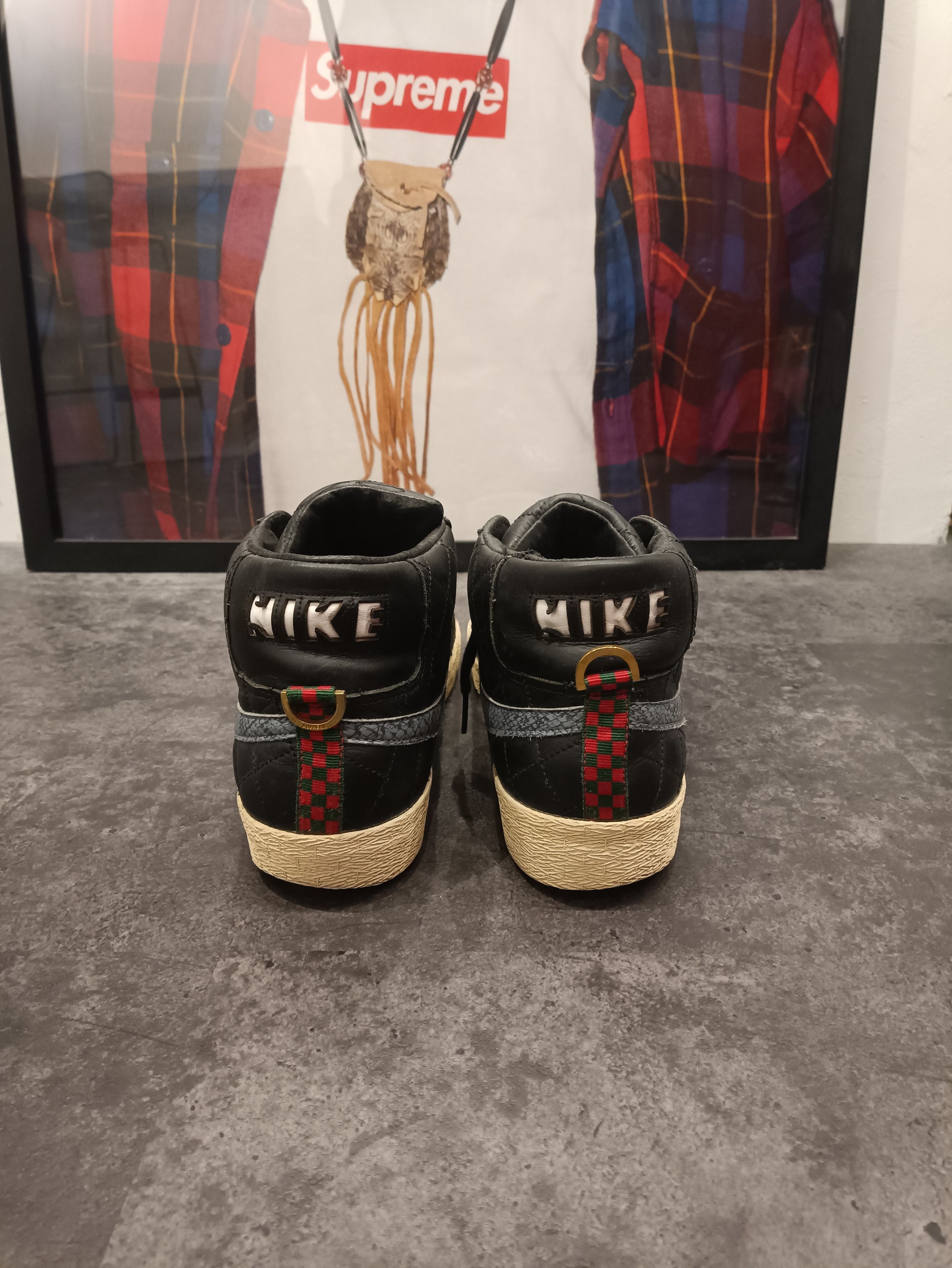 Nike supreme blazer