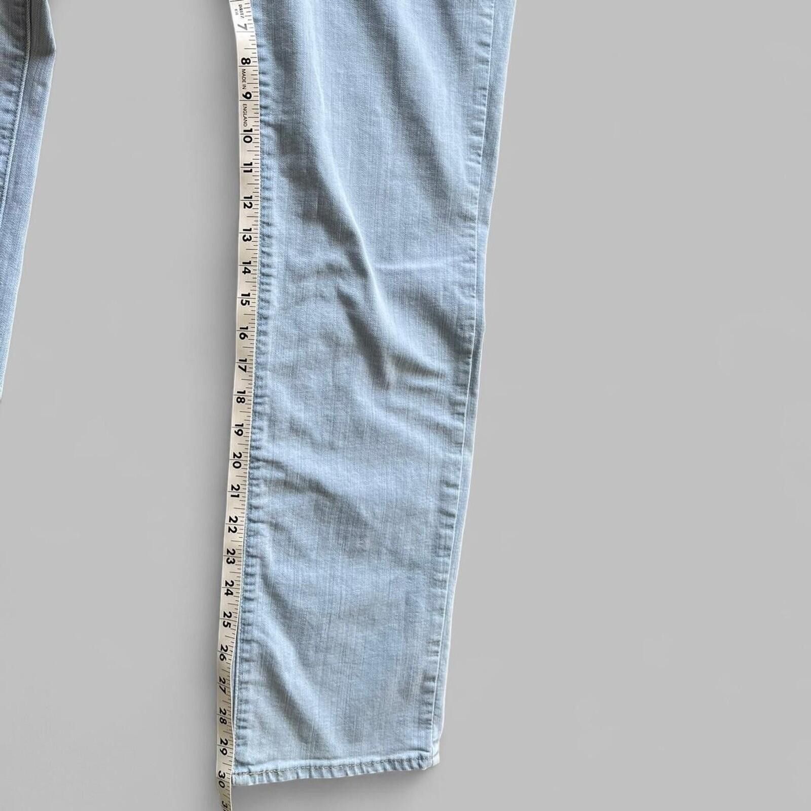 Levi's Levis Womens 10 Straight Fit Jeans Light Wash Stretch 30x30 Size 30" / US 8 / IT 44 - 8 Thumbnail