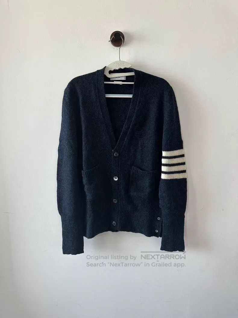 Thom Browne Thom Browne Dark blue wool cardigan Size US L / EU 52-54 / 3 - 1 Thumbnail