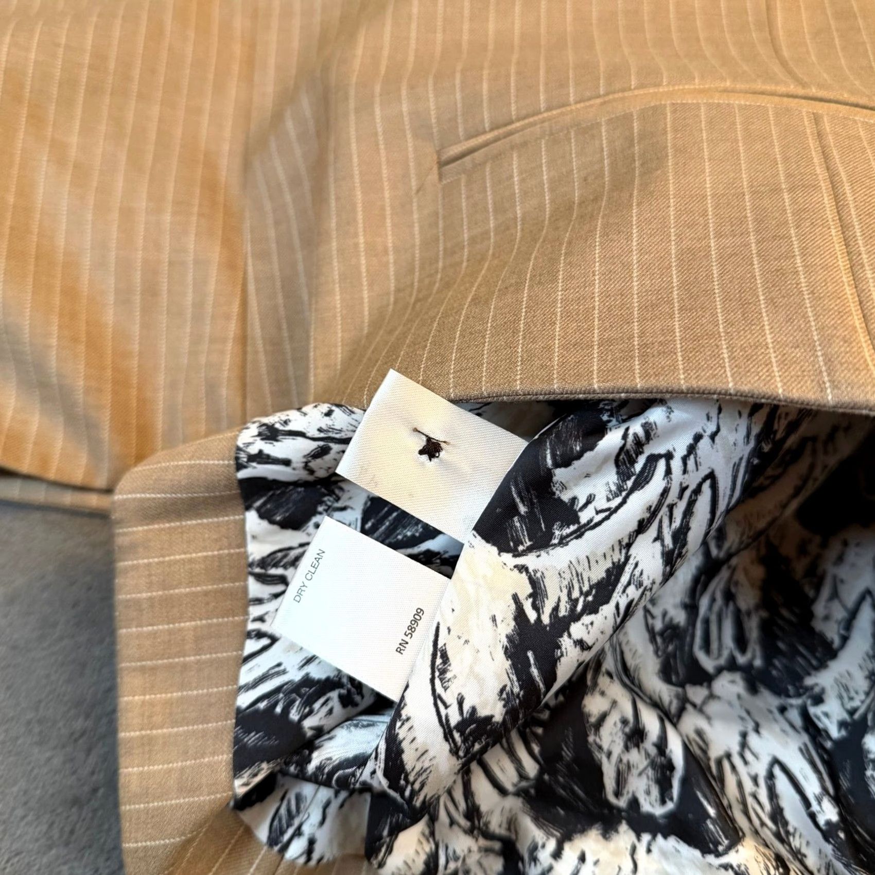 Murano VINTAGE Murano Pinstripe Dress Vest Mens 3XB Beige Double Breasted Big Man NWT Size US XXL / EU 58 / 5 - 7 Thumbnail