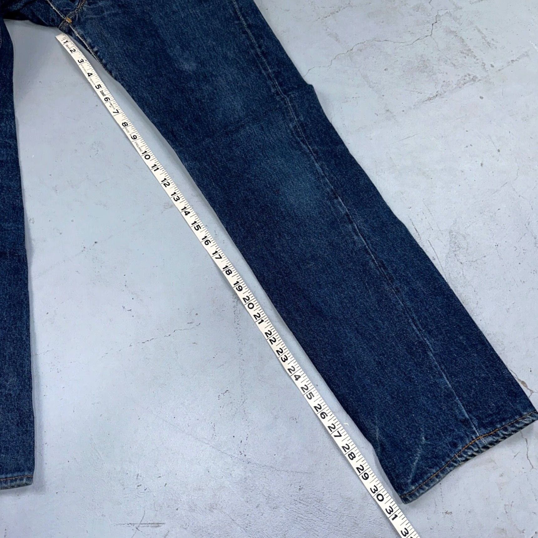 Levi's VINTAGE Levi's 501 Jeans (XX) 80s USA Dark Wash Blue Selvedge 27x34 27x34 Button Denim Straight Mens Size US 27 - 6 Thumbnail
