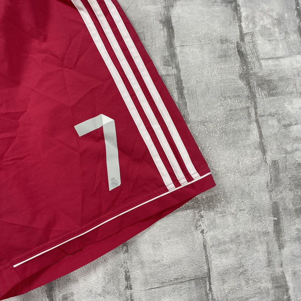 Adidas Adidas x Real Madrid Cristiano Ronaldo 7 Pink Jersey Shorts Size US M / EU 48-50 / 2 - 4 Thumbnail