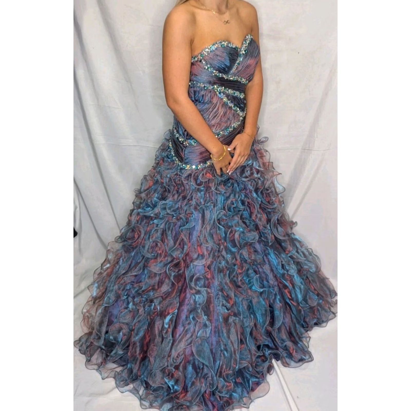 Vintage ALEXIA DESIGNS Purple Pearl Beaded Strapless Embellished Gown - Pageant Prom Quinceanera Long Dress, Purple, 2, Womens, Strapless, Formal, Dress Size XS / US 0-2 / IT 36-38 - 3 Thumbnail