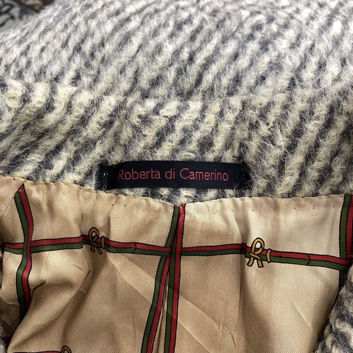 Roberta di Camerino ROBERTA DI CAMERINO Italian Brand Overprint Coat Size US M / EU 48-50 / 2 - 4 Thumbnail