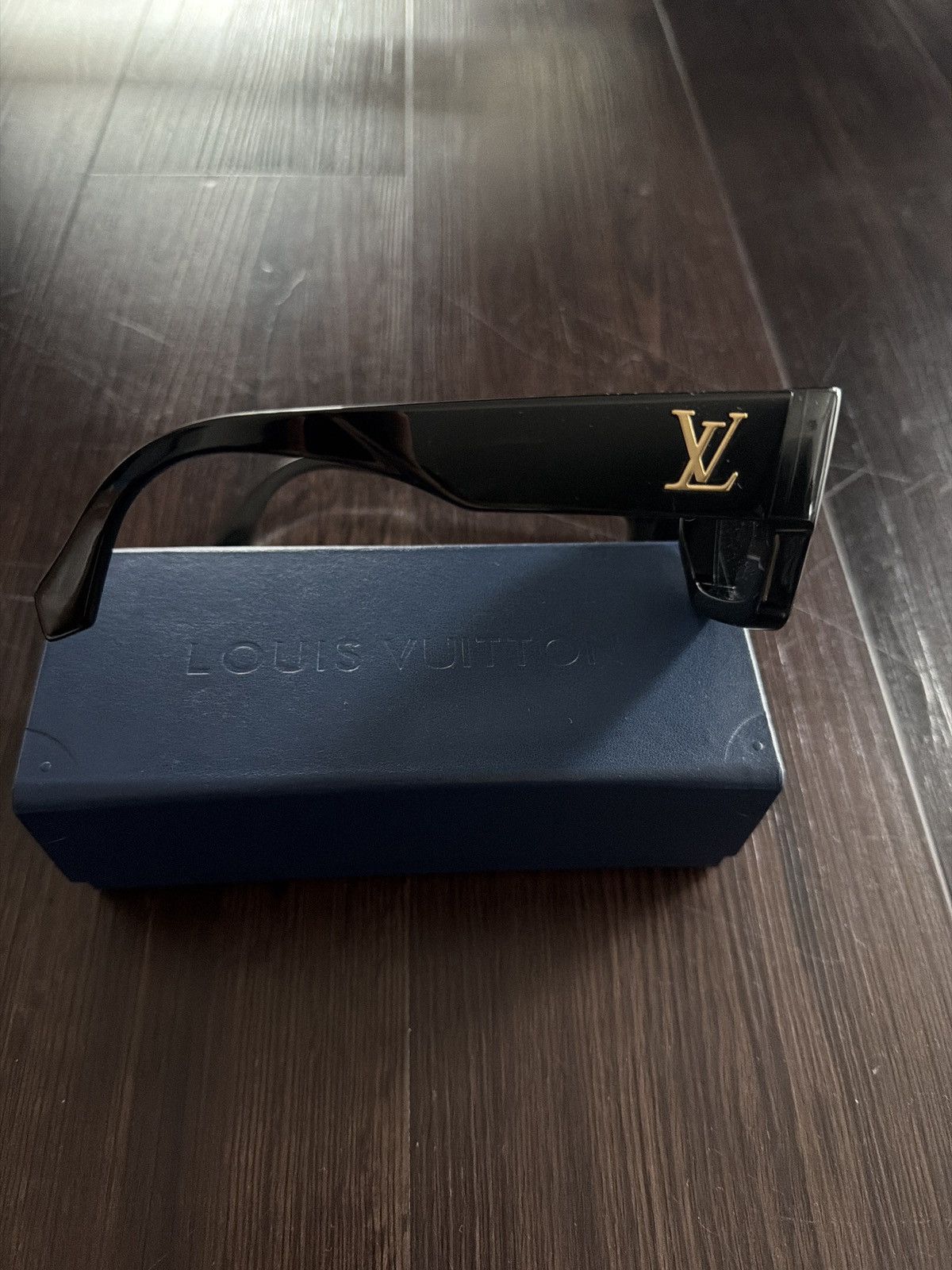 Louis Vuitton Louis Vuitton Square Clash Sunglasses Size ONE SIZE - 3 Thumbnail
