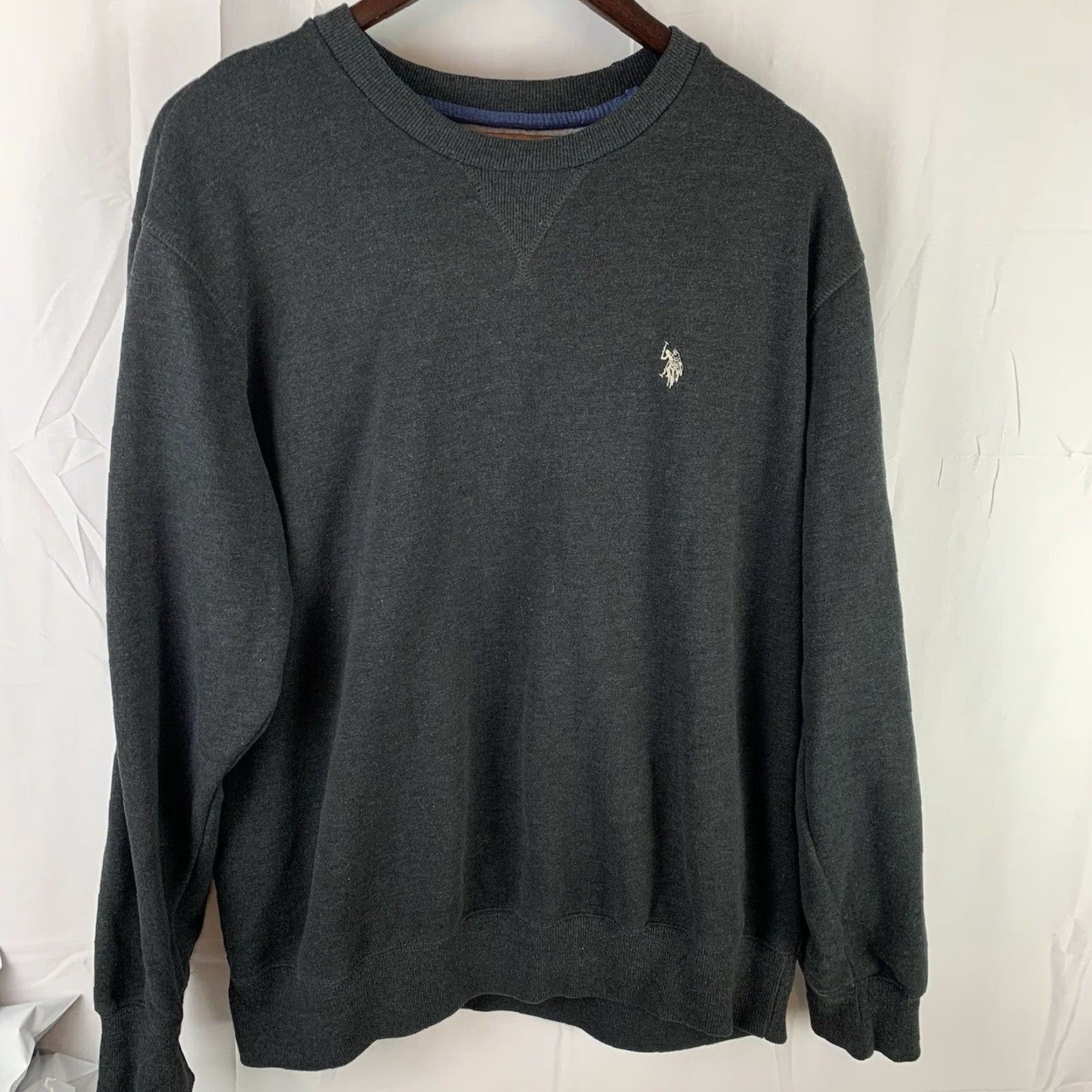 U.S. Polo Assn. U.S. Polo Assn. Sweater Men XL Dark Long Sleeve Luxury Feel Sweatshirt Crew Neck Charcoal Cotton Polyester Knit Pullover Embroidered Logo Regular Fit Size US XL / EU 56 / 4 - 2 Thumbnail