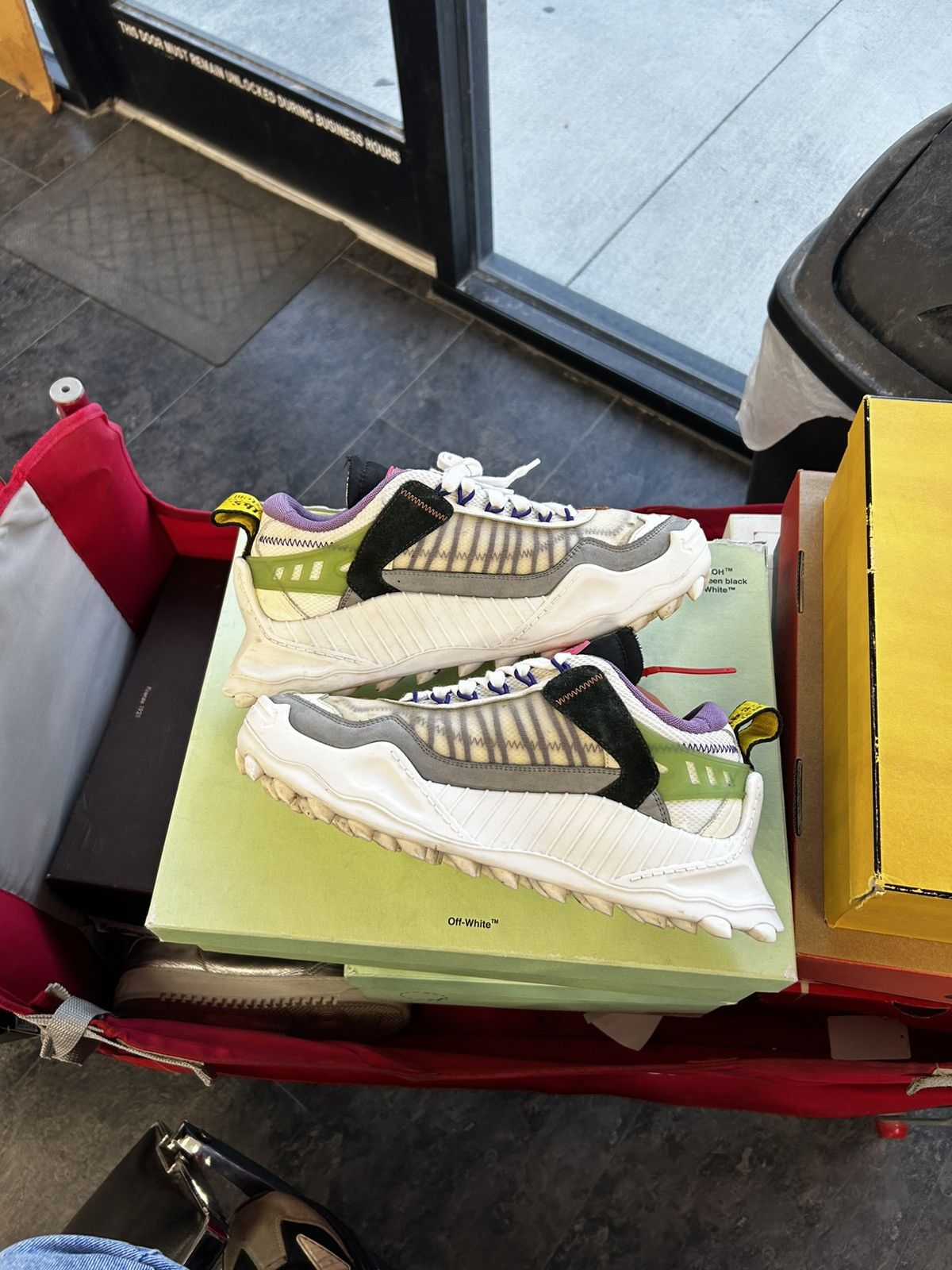 Off-White Off white ODSY-1000 Size US 8 / EU 41 - 3 Thumbnail
