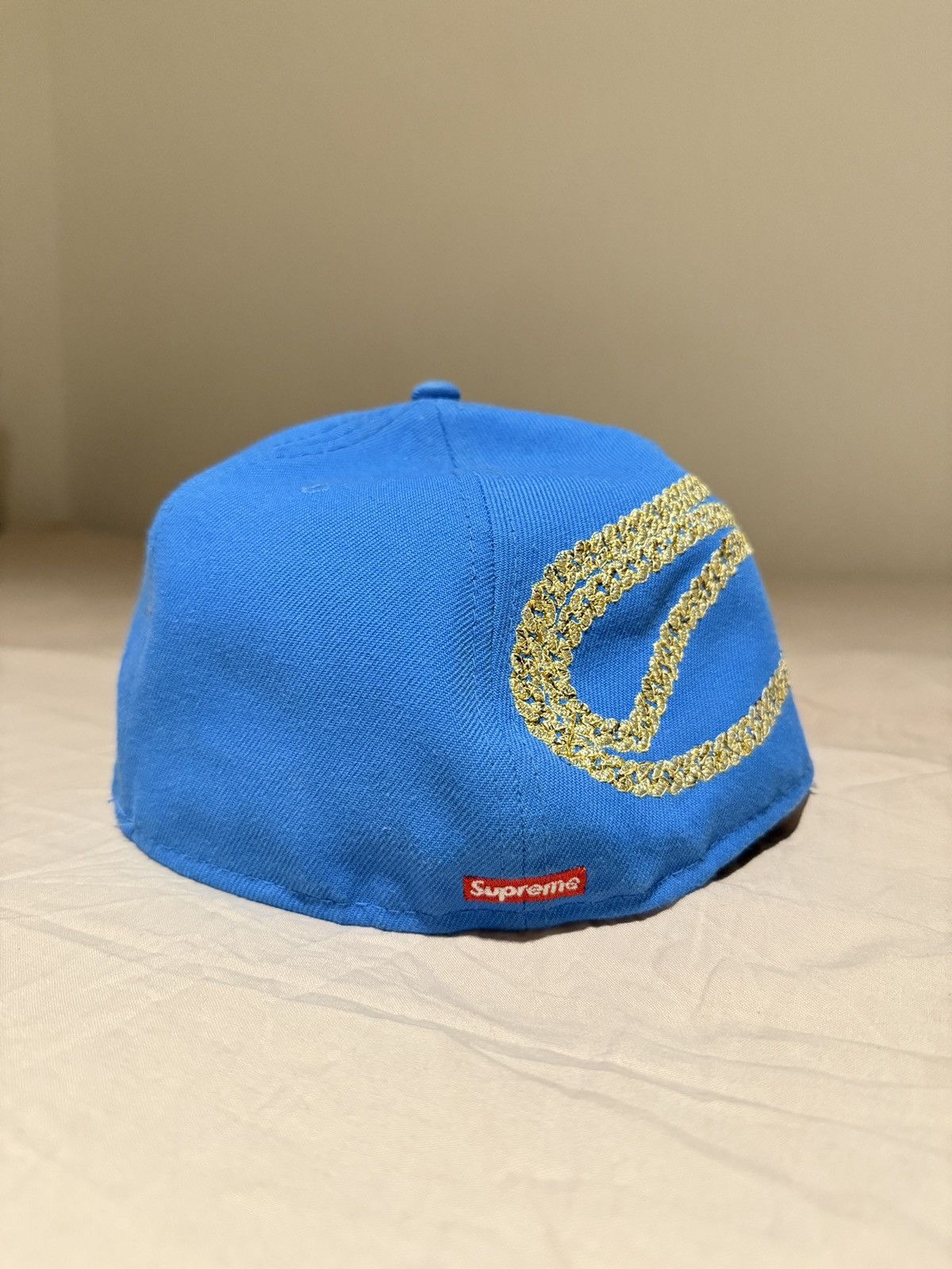 New Era × Supreme Supreme Jesus Piece S Logo Size 44 - 4 Thumbnail