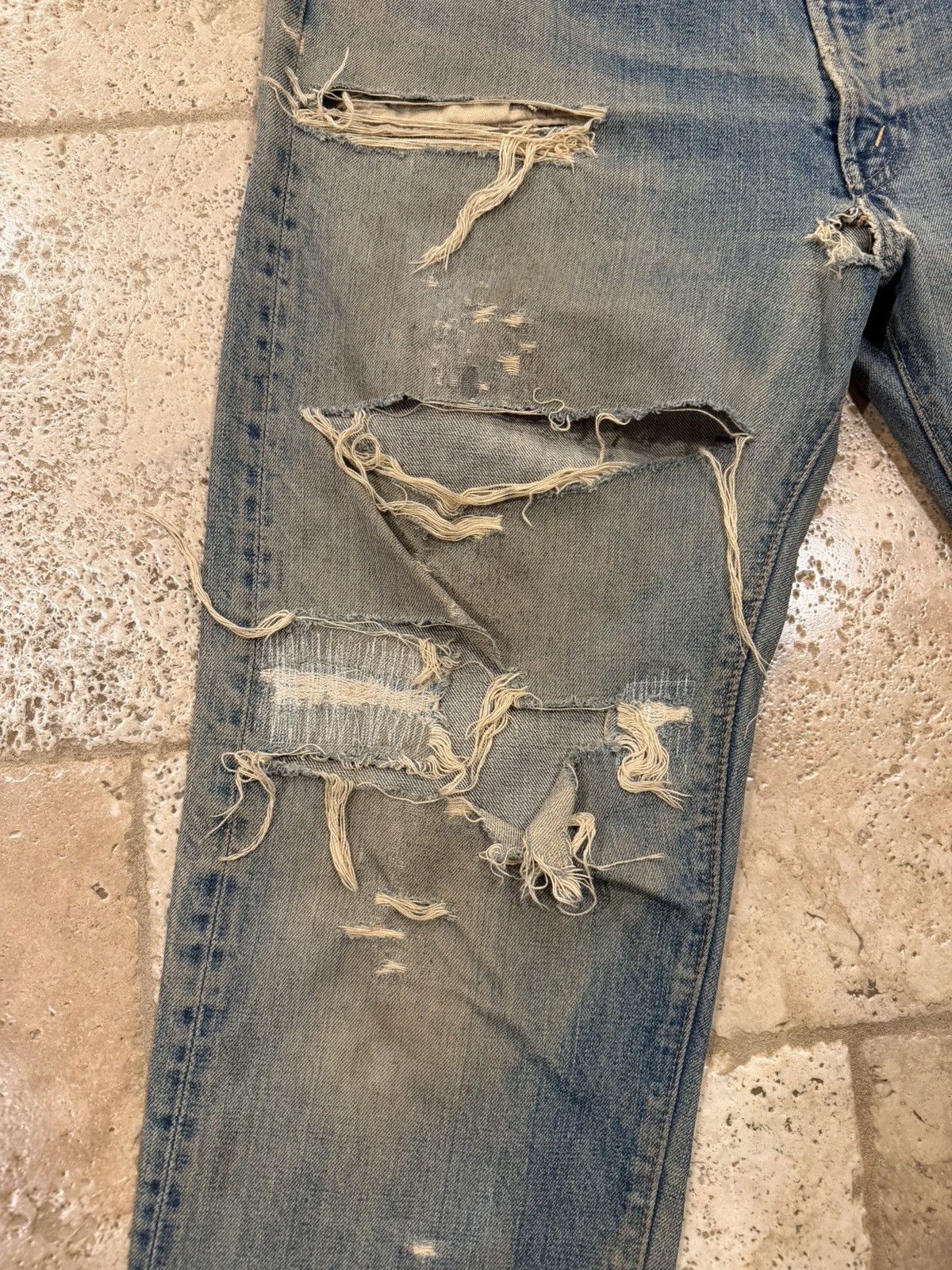Levi's Vintage Clothing Vintage Levi’s 60’s-70’s Thrashed Blue Wash Denim Jeans Size 36 - 6 Thumbnail