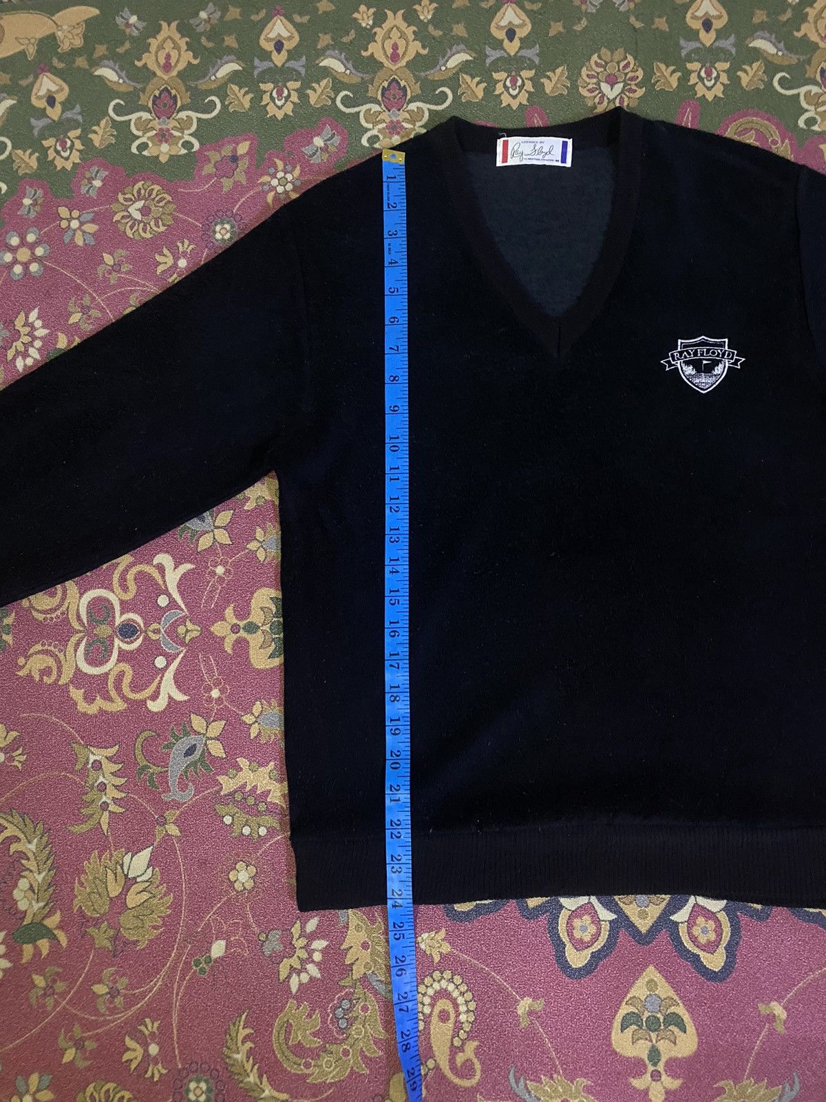 Japanese Brand × Vintage Vintage Ray Floyd Small Logo Vneck Sweater Size US S / EU 44-46 / 1 - 10 Thumbnail